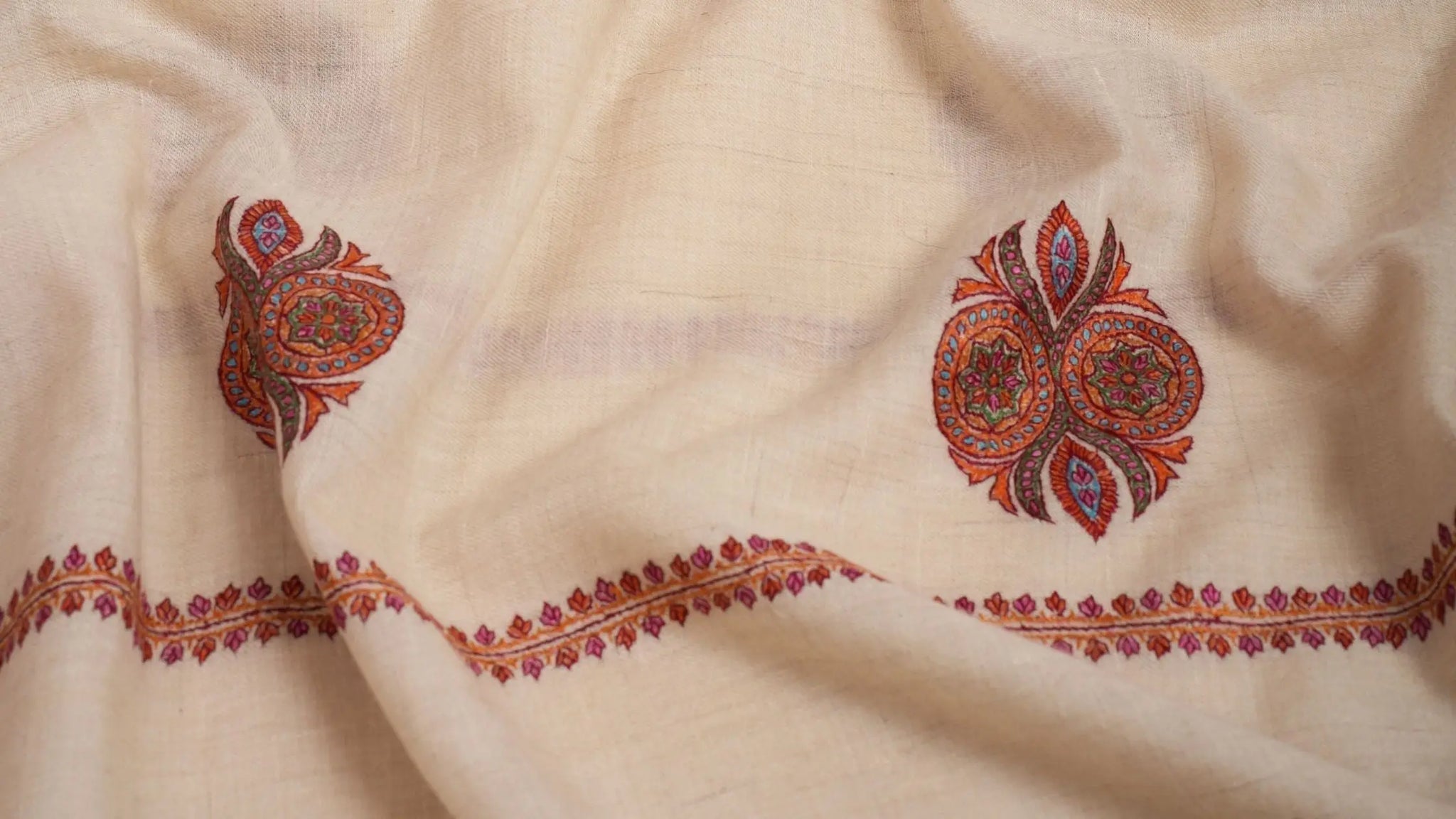 kashmiri embroidered shawls