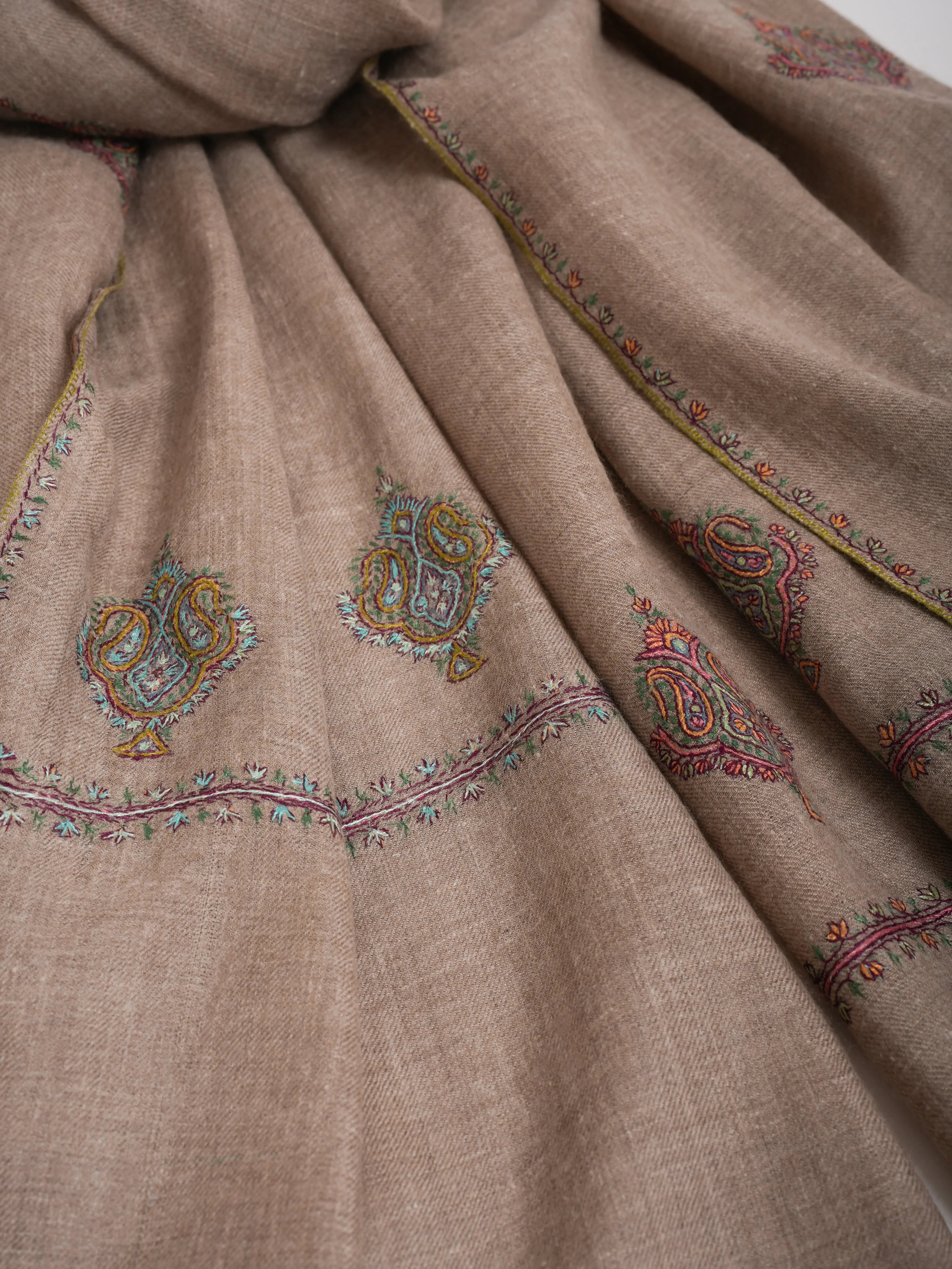 Aksi Embroidered Beautiful Indian Pashmina Shawl In Natural Grey Shahkaar