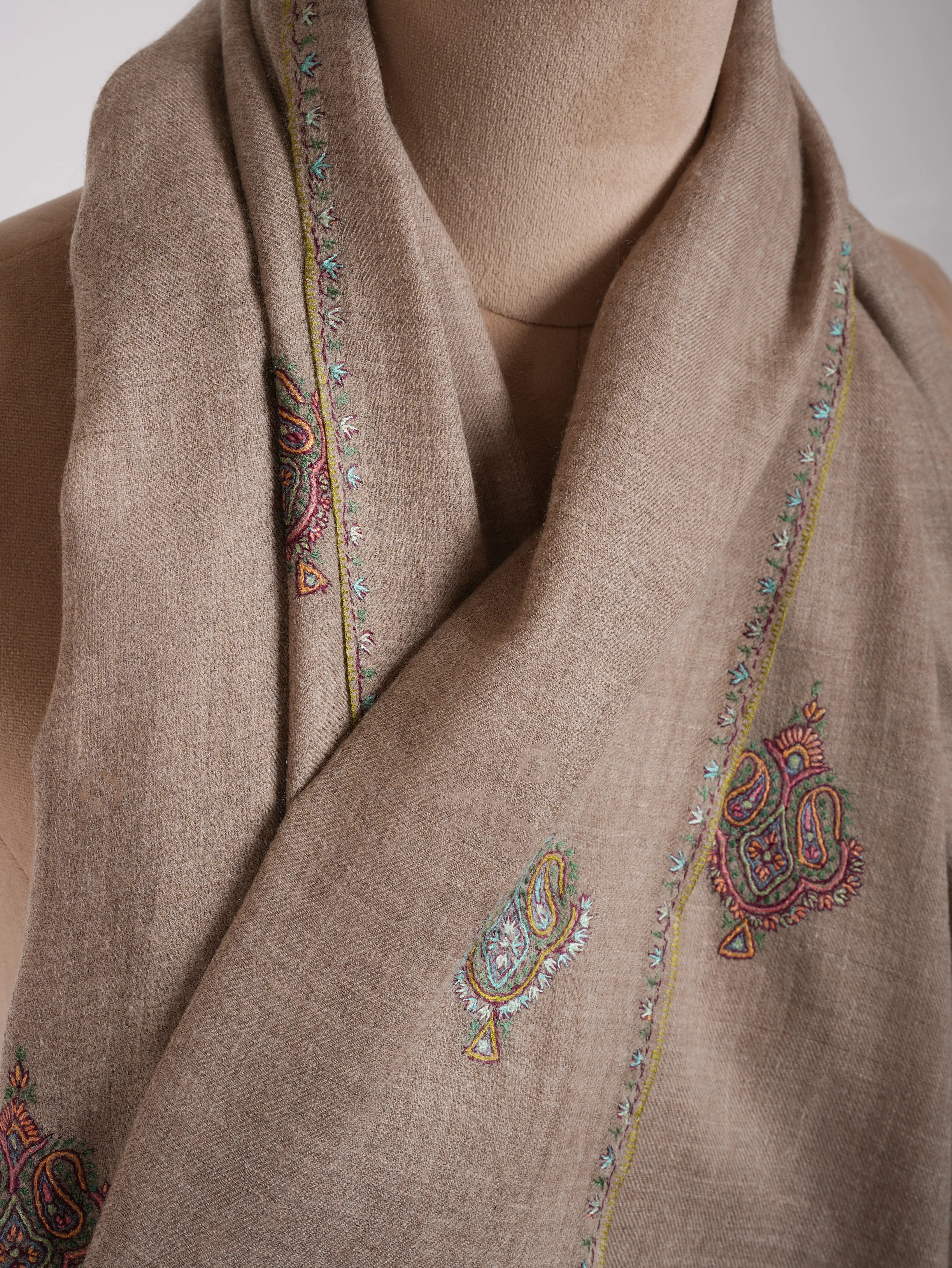 Aksi Embroidered Beautiful Indian Pashmina Shawl In Natural Grey Shahkaar
