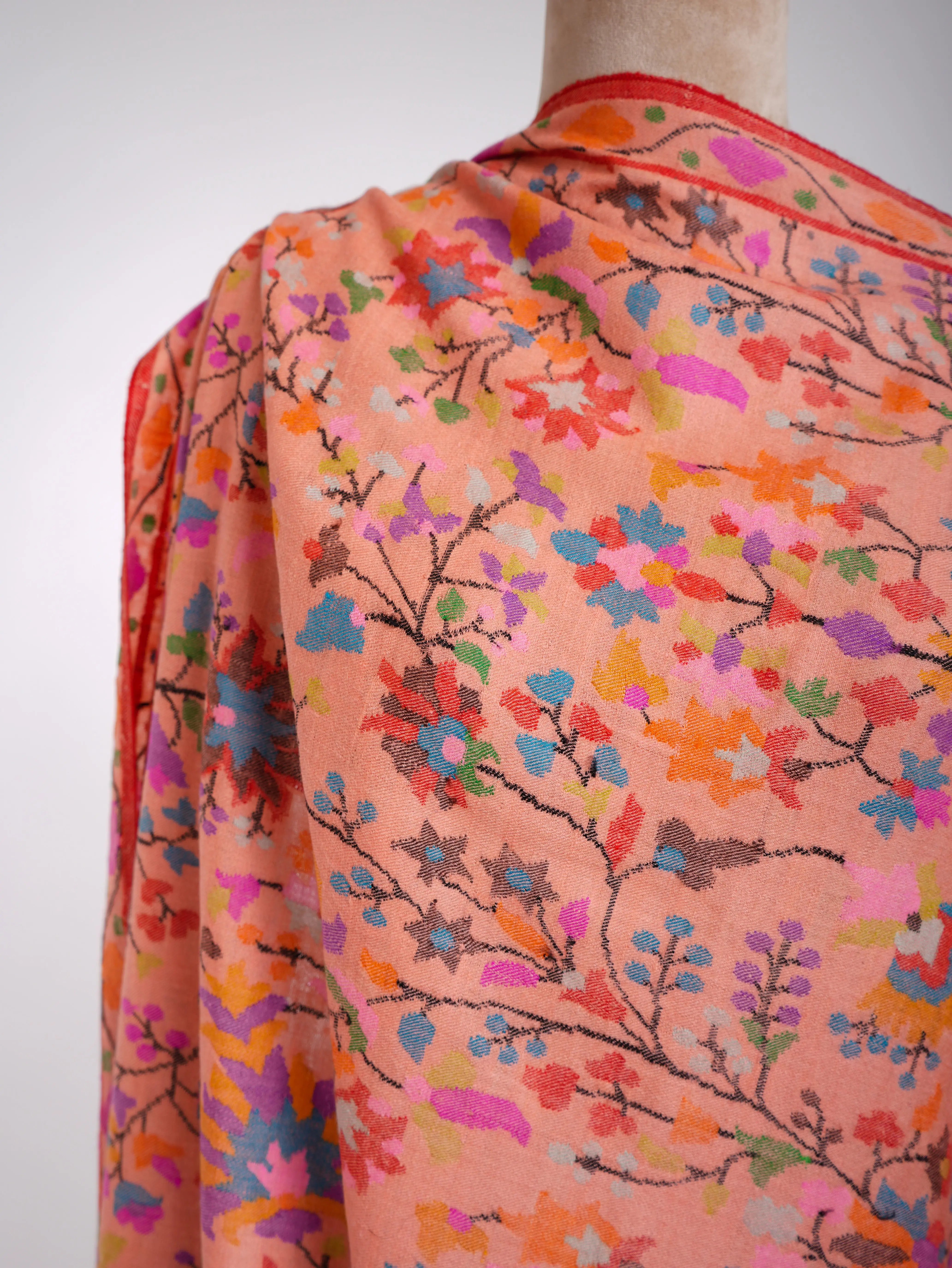 Alluring Peach Kani Weave Cashmere Shawl Shahkaar
