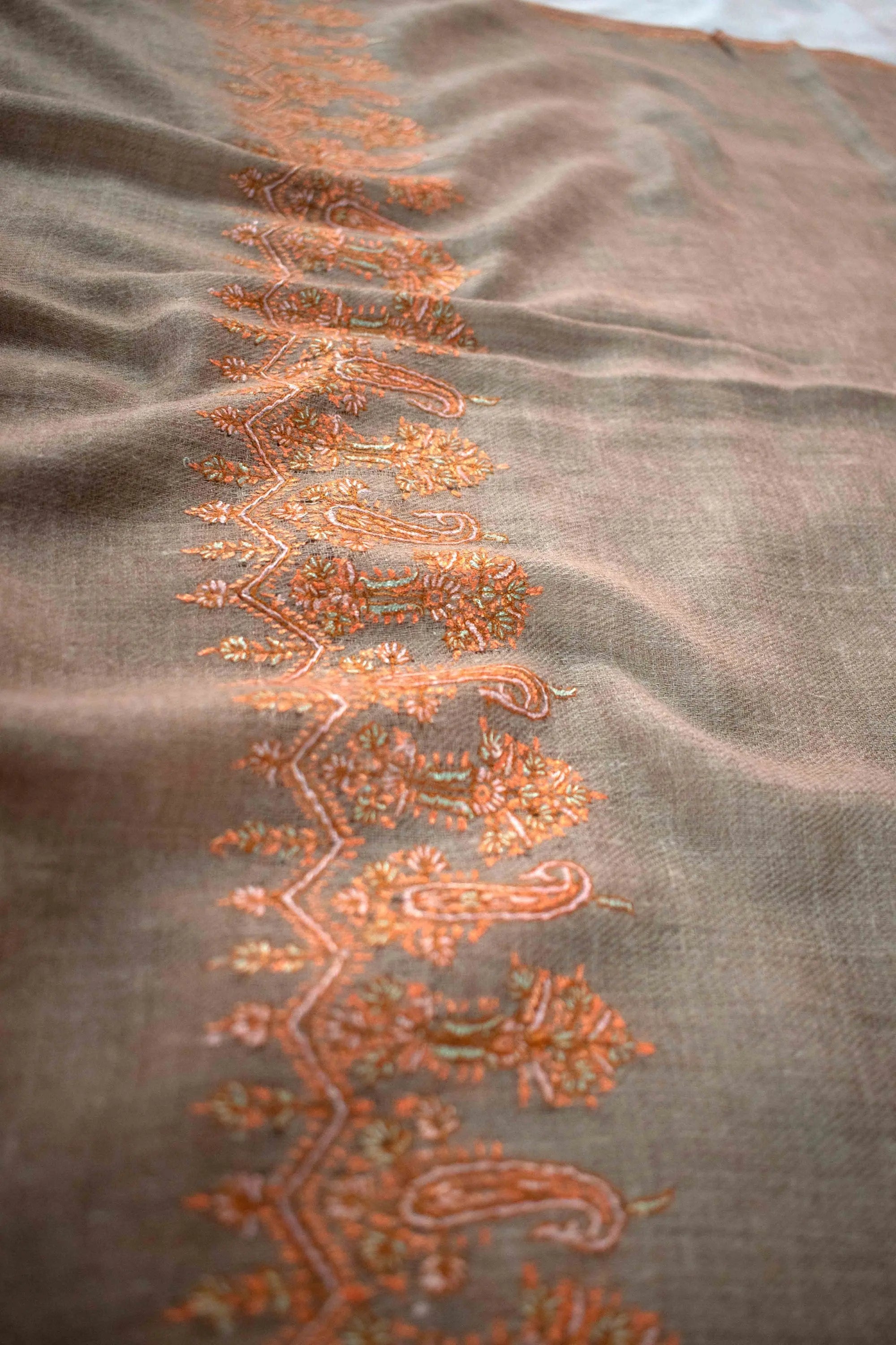 Almas Sozni Pure Pashmina/Cashmere Scarf Wrap Jali, Handwoven on Hand loom & Hand Embroided in Kashmir, Masterpiece, King of Wool Shahkaar