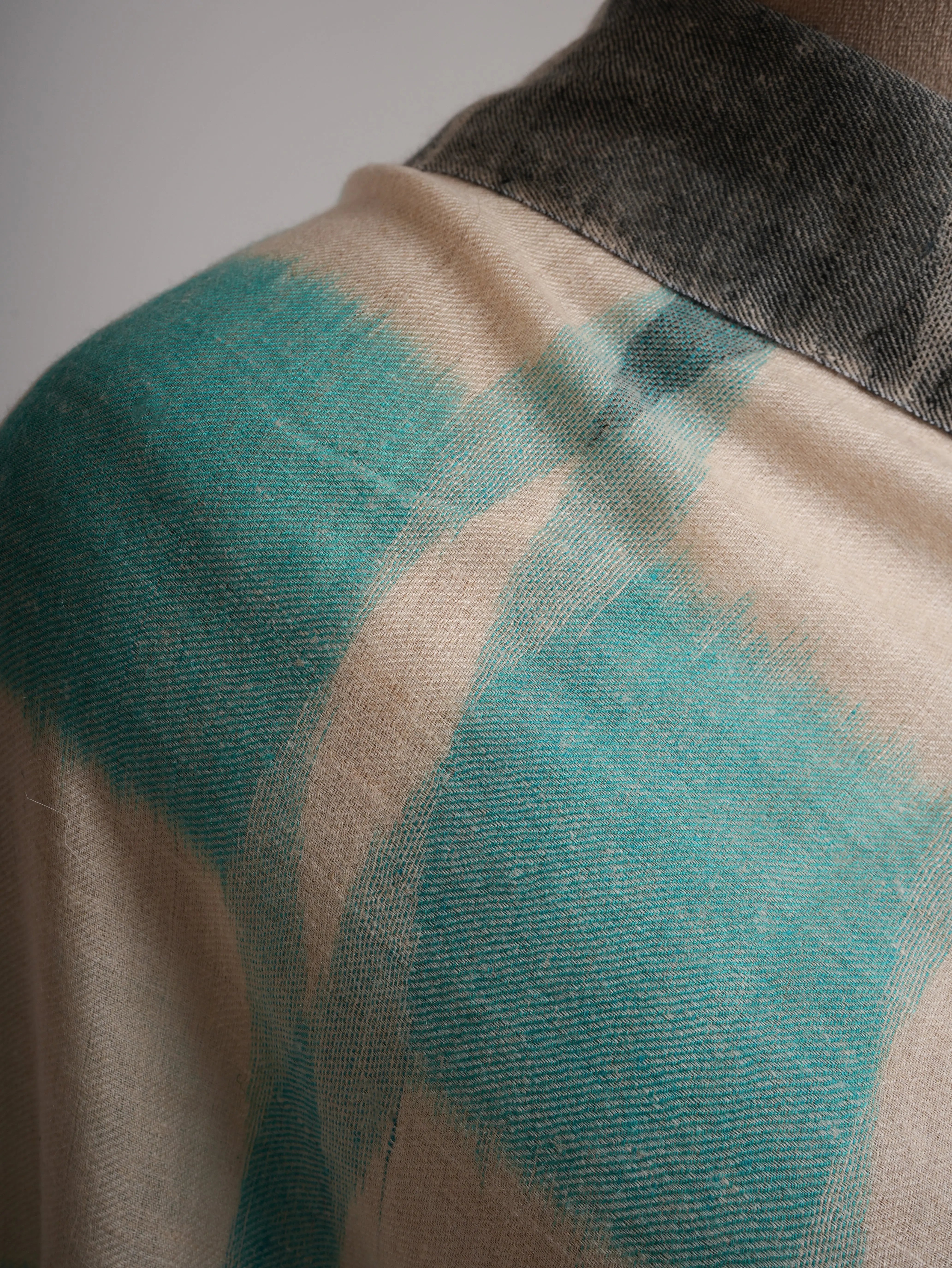 Artic Blue Handwoven Pashmina Shawl Shahkaar