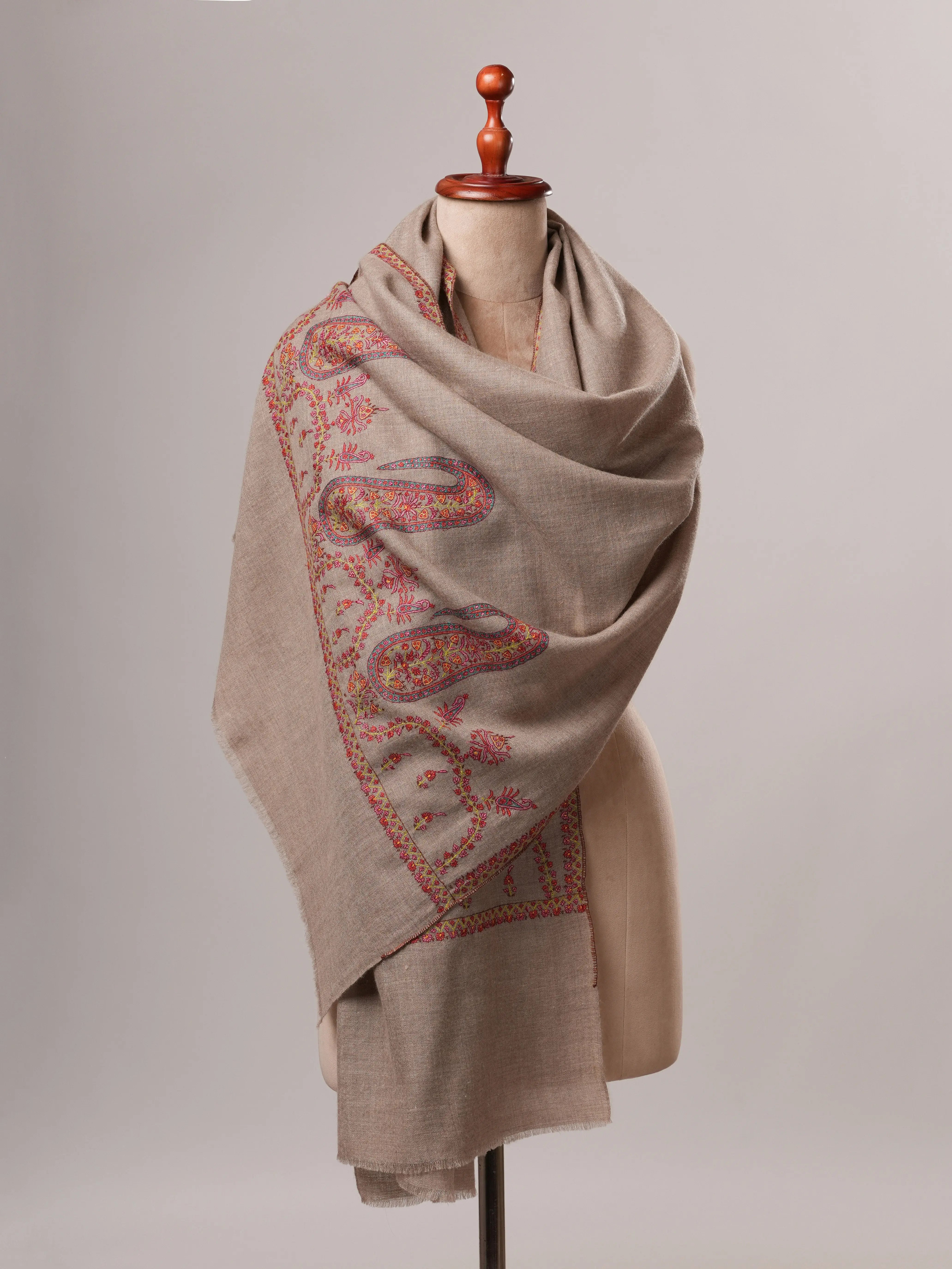 Artisan Crafted Grey Cashmere Scarf Featuring Detailed Palla Handwork Shahkaar