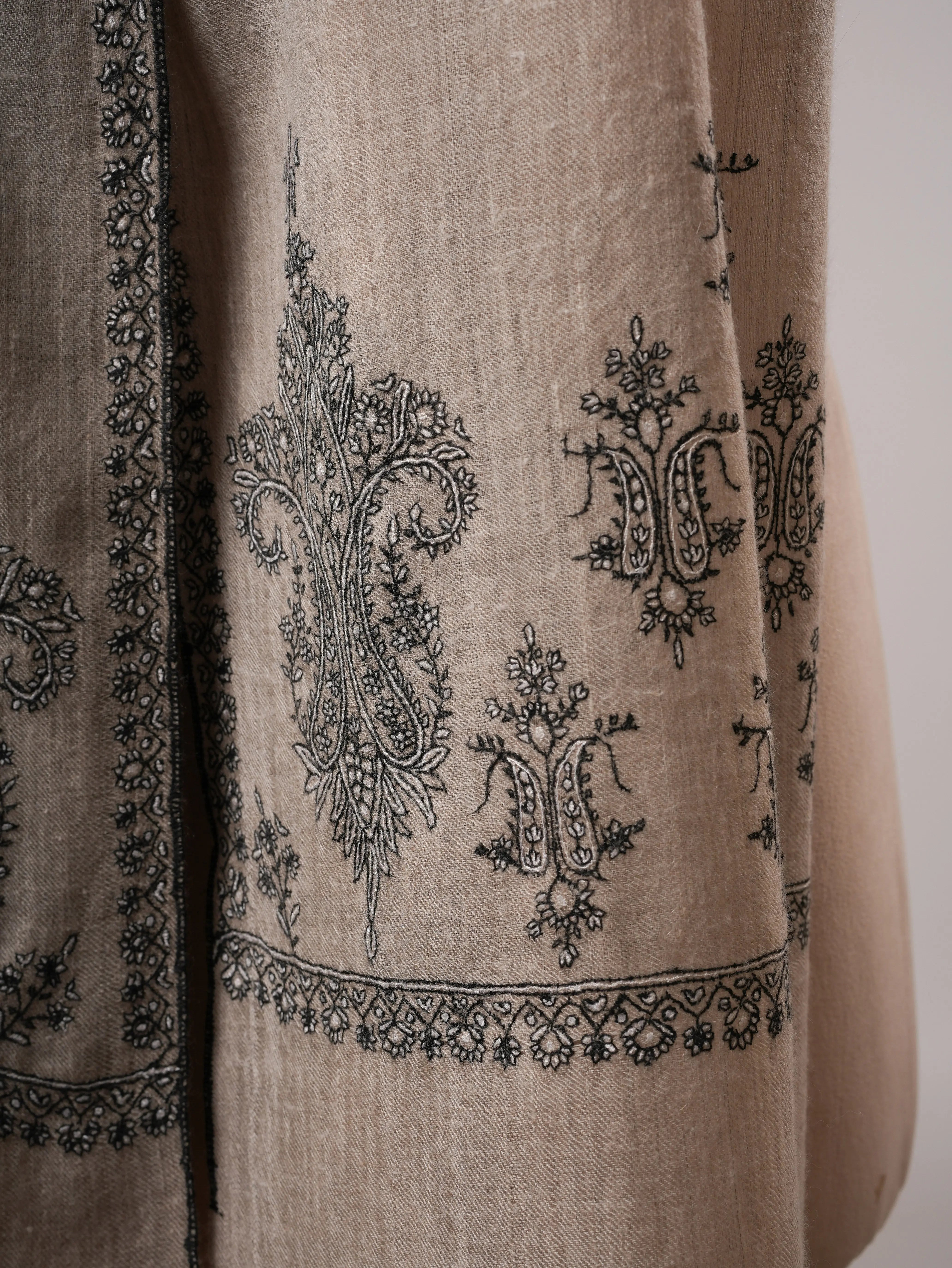 Artisan Crafted Grey Pure Cashmere Scarf Featuring Hand Embroidered Palla Shahkaar
