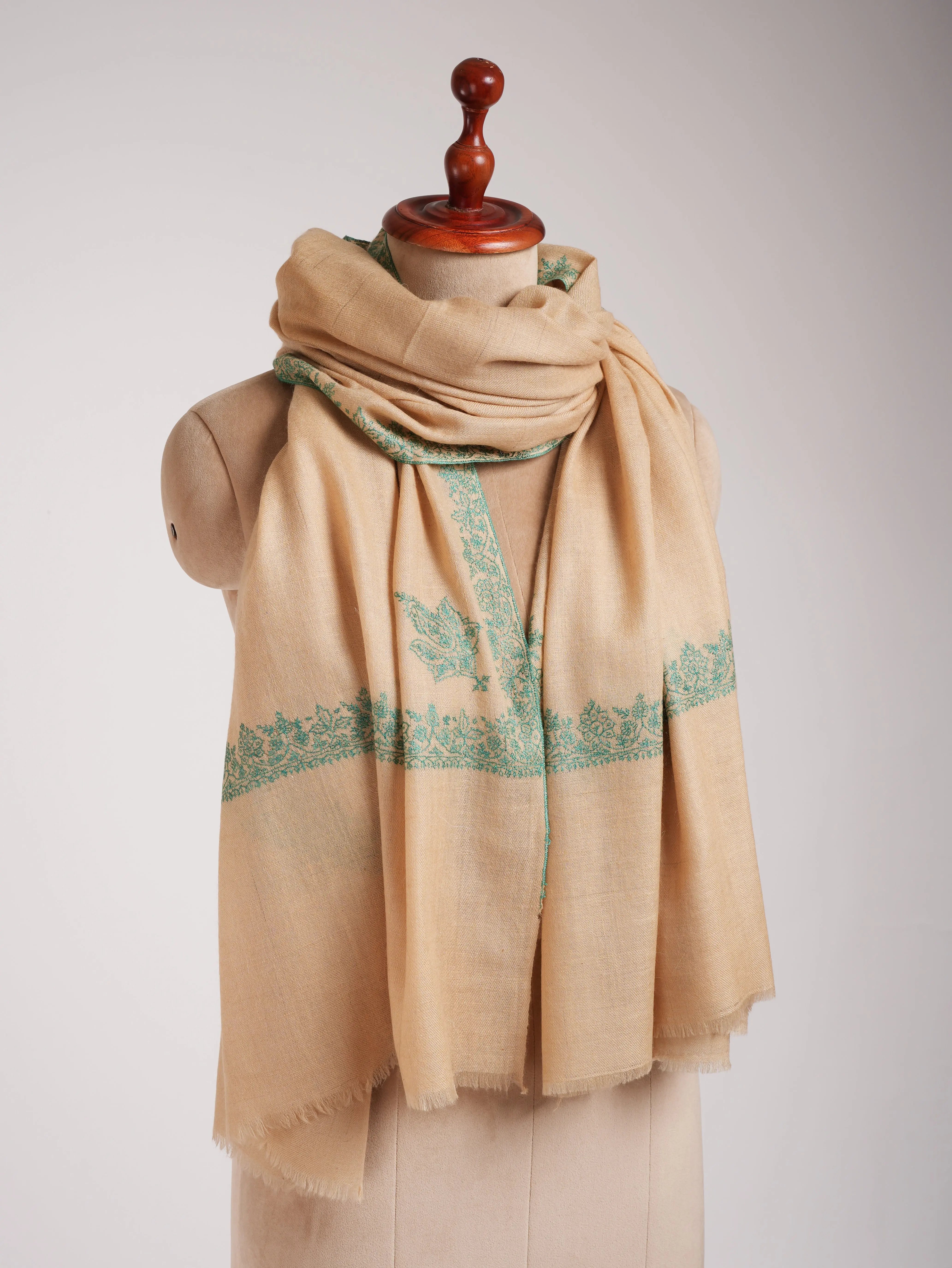 Beautiful Hand Embroidered Indian Pashmina Shawl Shahkaar