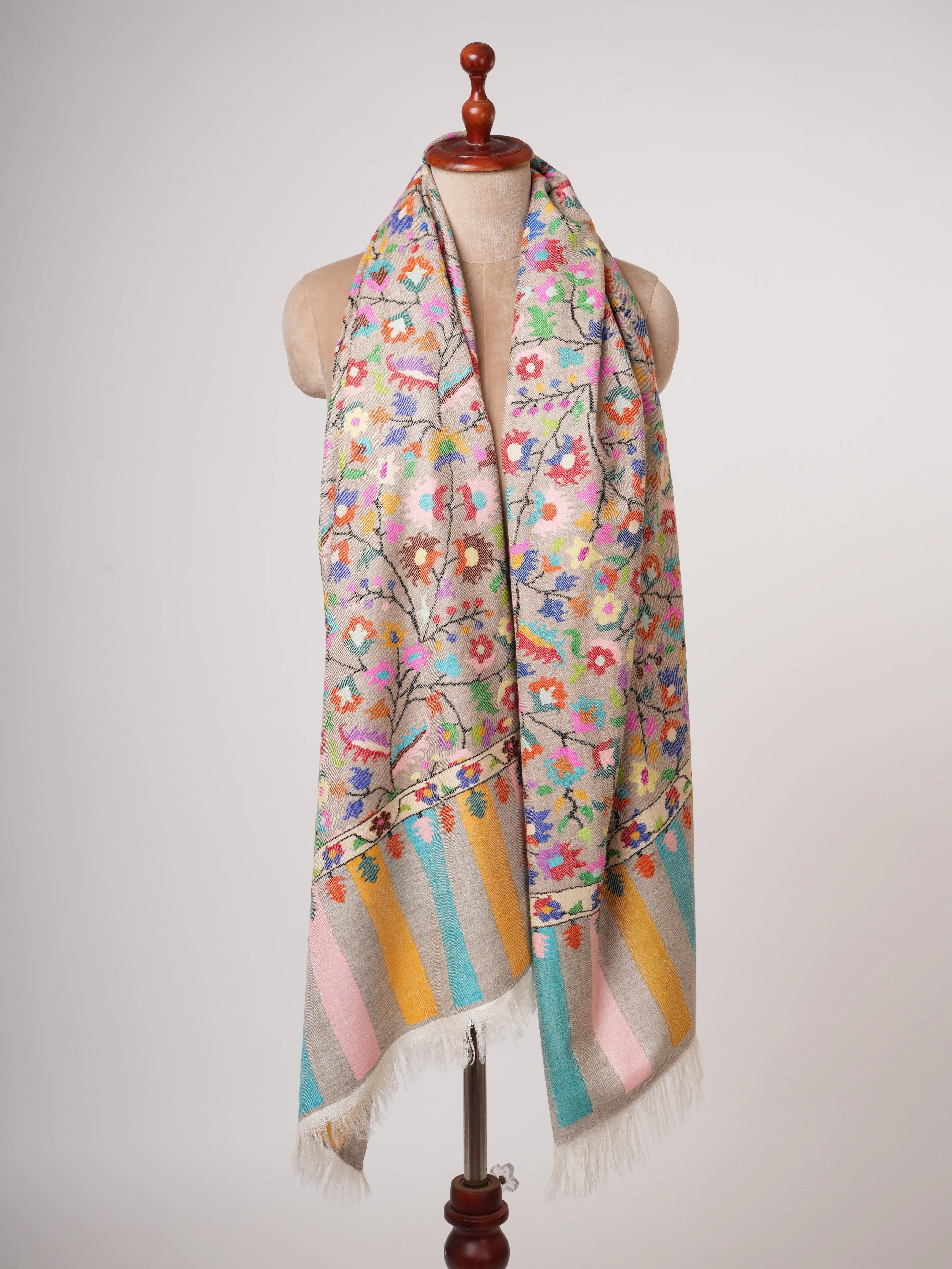 Beige Handloomed Kani Pashmina Shawl with Elegant Floral Motifs Shahkaar