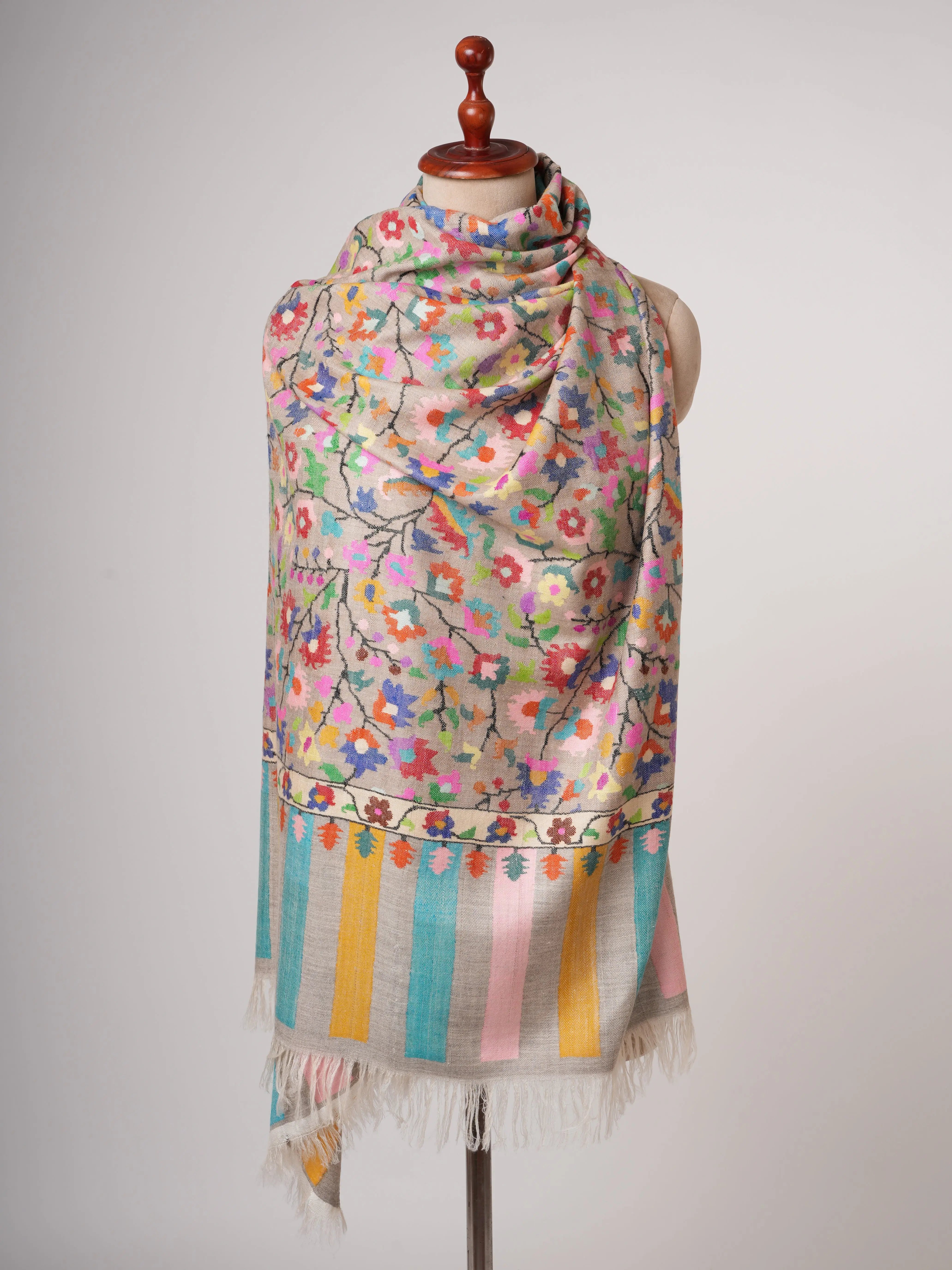 Beige Handloomed Kani Pashmina Shawl with Elegant Floral Motifs Shahkaar