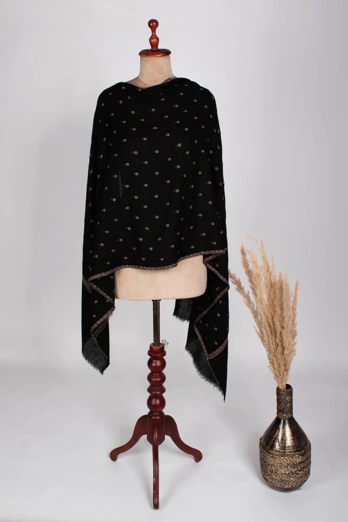 Black Embroidered Buteh Cashmere Scarf- YUMA Shahkaar
