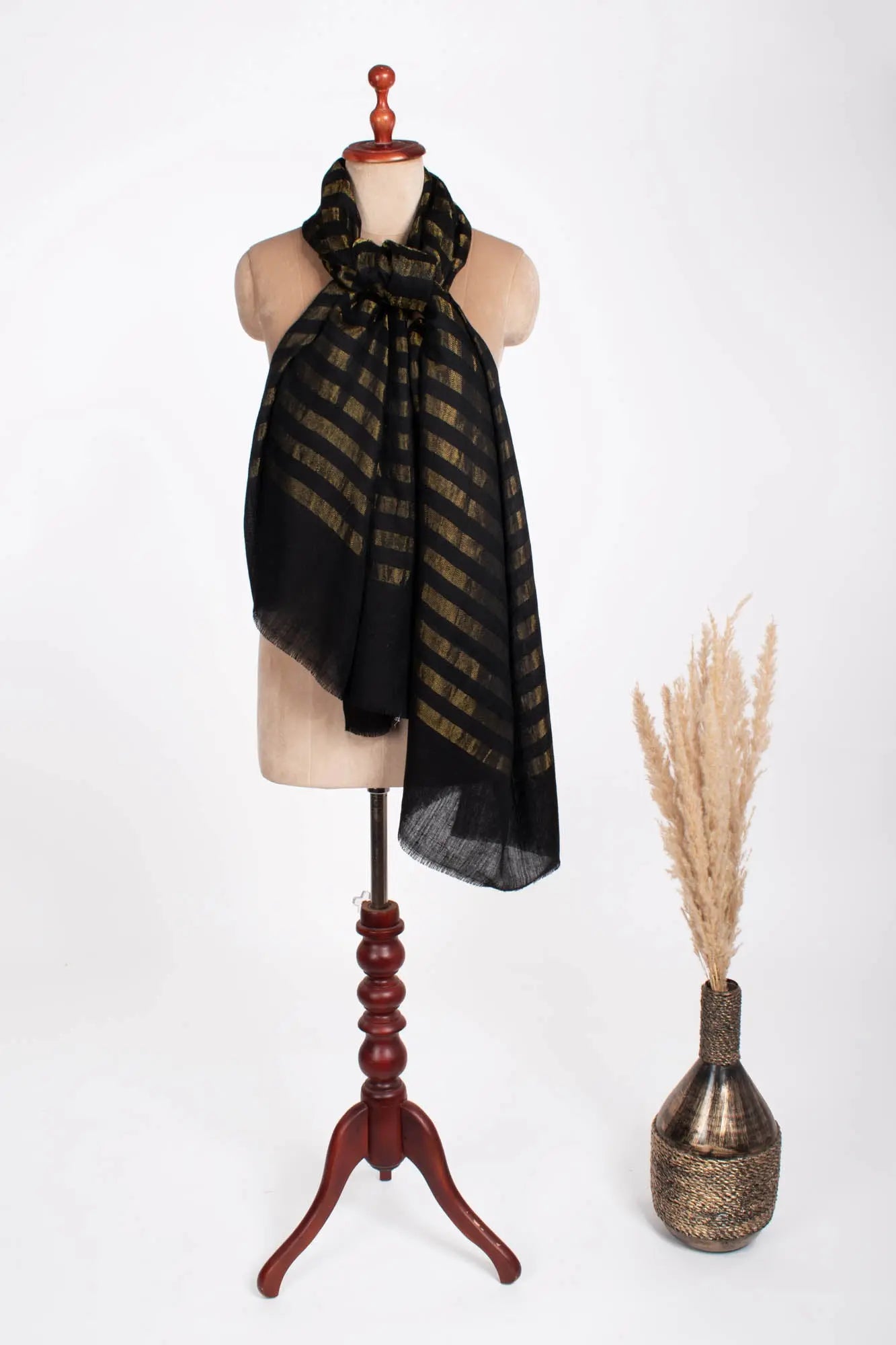 Black Gold Handwoven Pashmina Shawl - CLIMAX Shahkaar