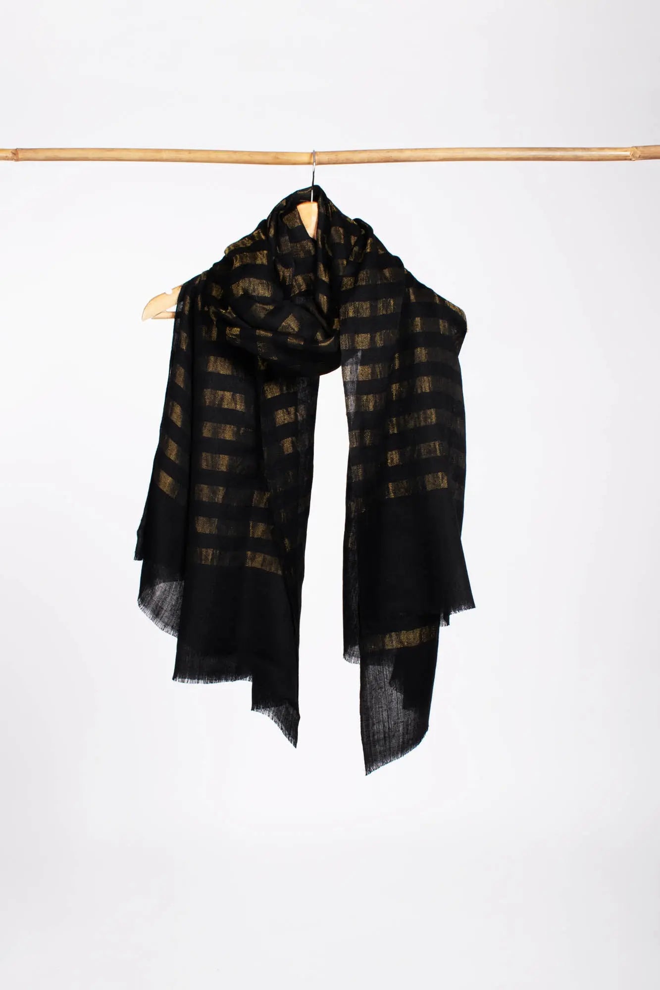 Black Gold Handwoven Pashmina Shawl - CLIMAX Shahkaar
