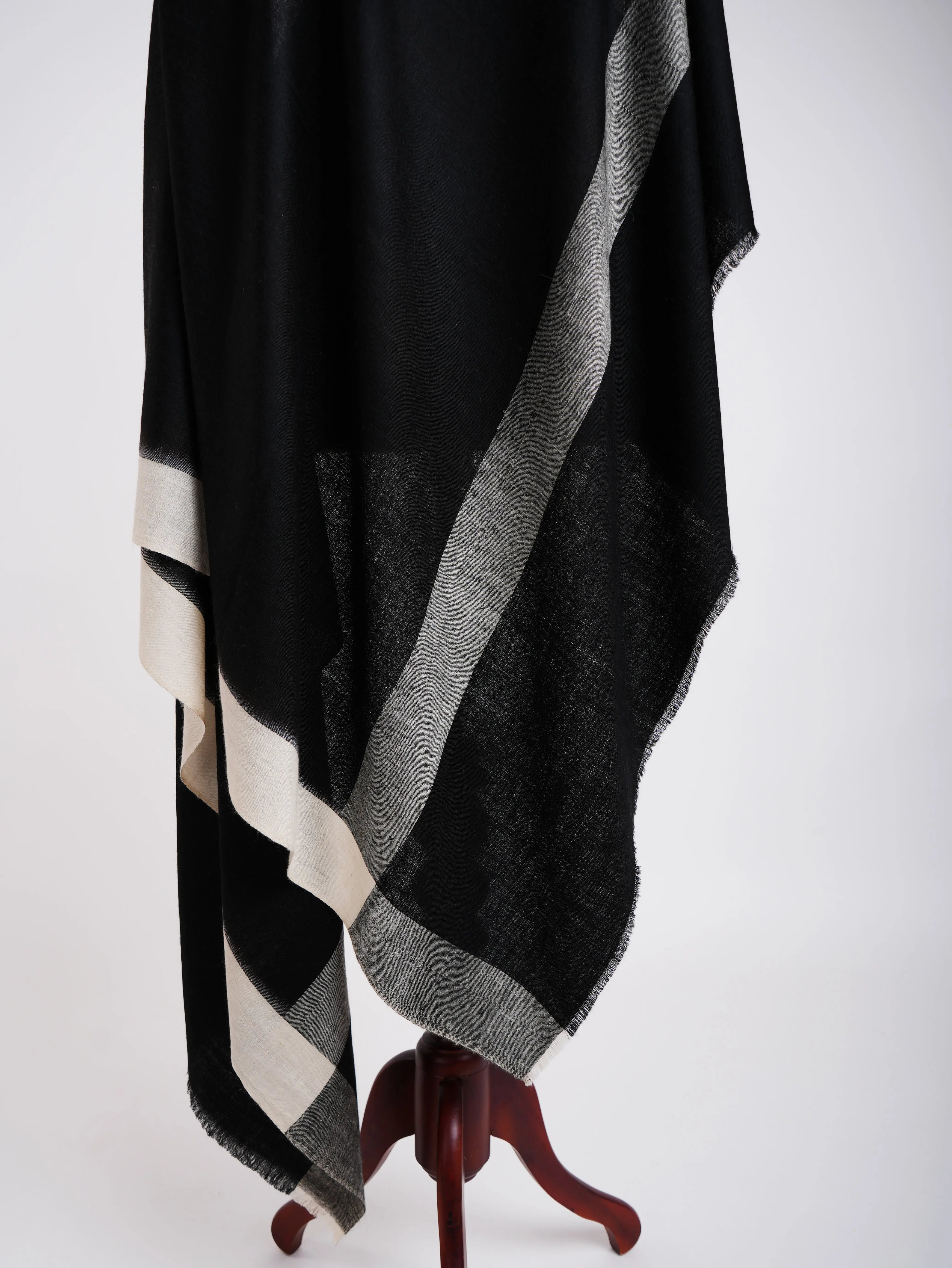 Black White Contemporary Pashmina Shawl Shahkaar