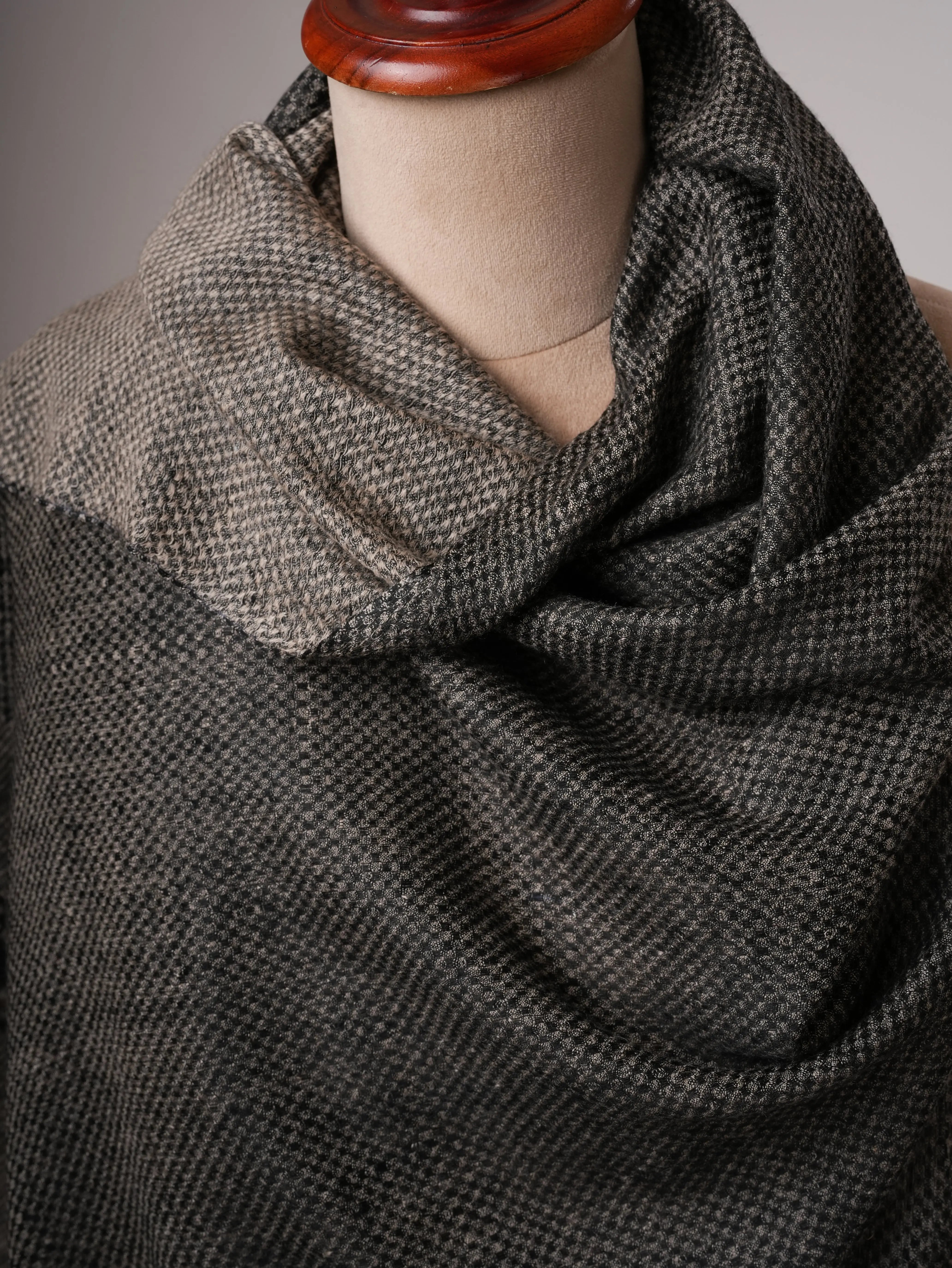 Black White New Generation Pashmina Wrap - WIRRAL Shahkaar