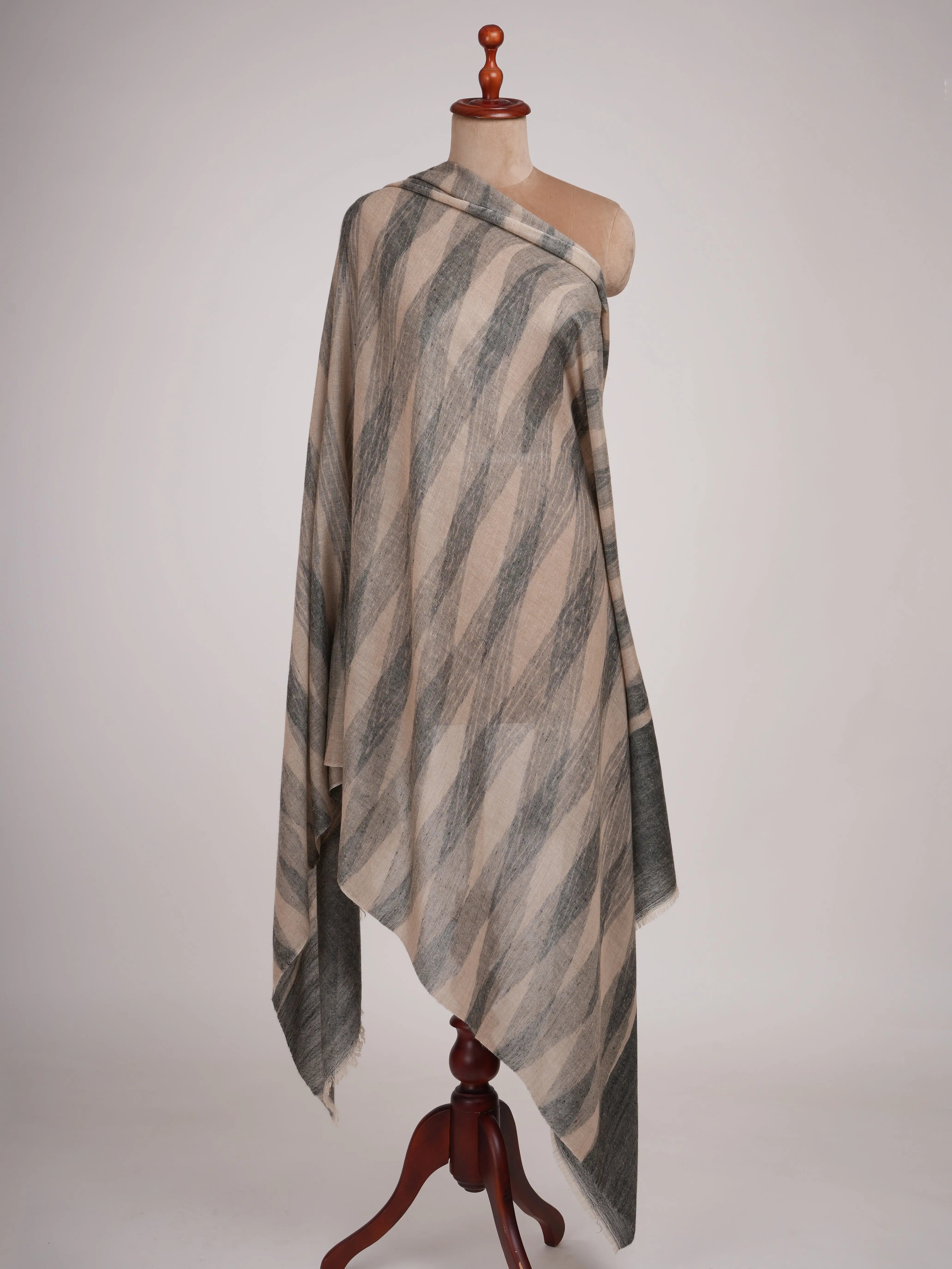 Black and Beige Lightweight Authentic Pashmina Shawl Shahkaar