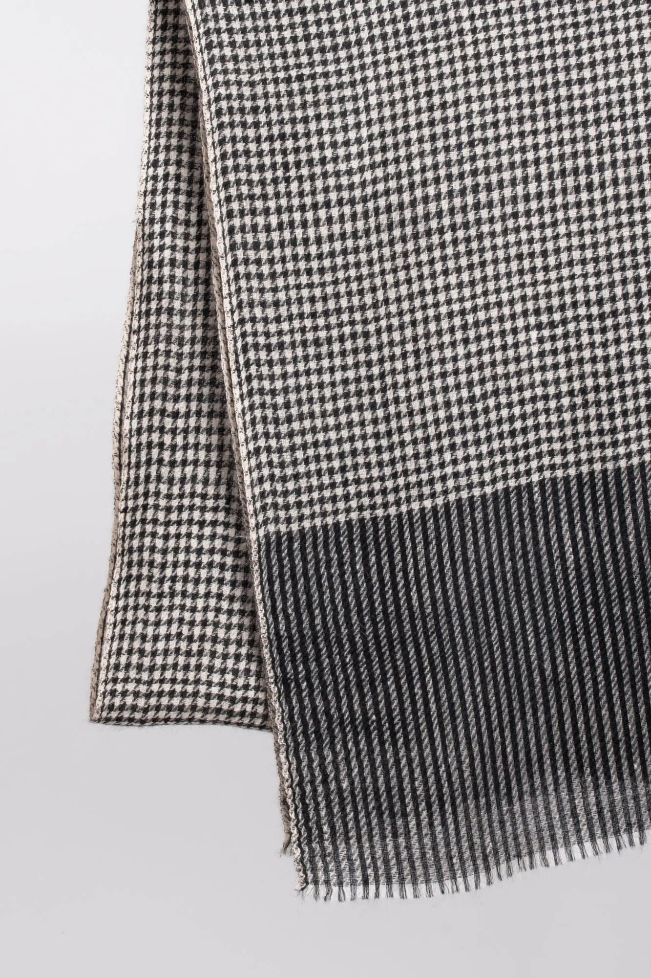 Black and White Houndstooth Cashmere Neck Scarf - CROSSETT Shahkaar