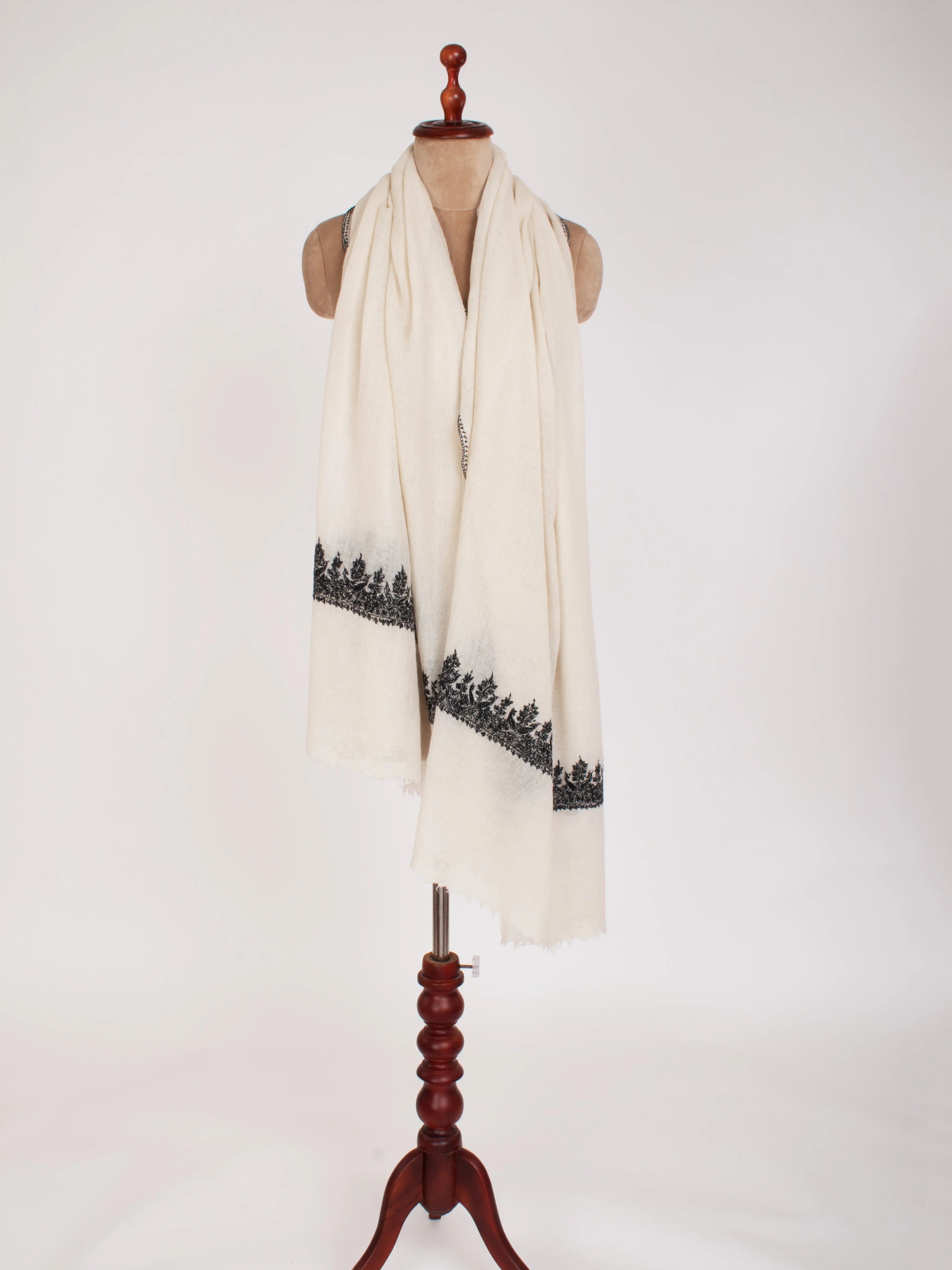 Black and White Kashmiri Embroidered Bulky Wool Shawl Shahkaar