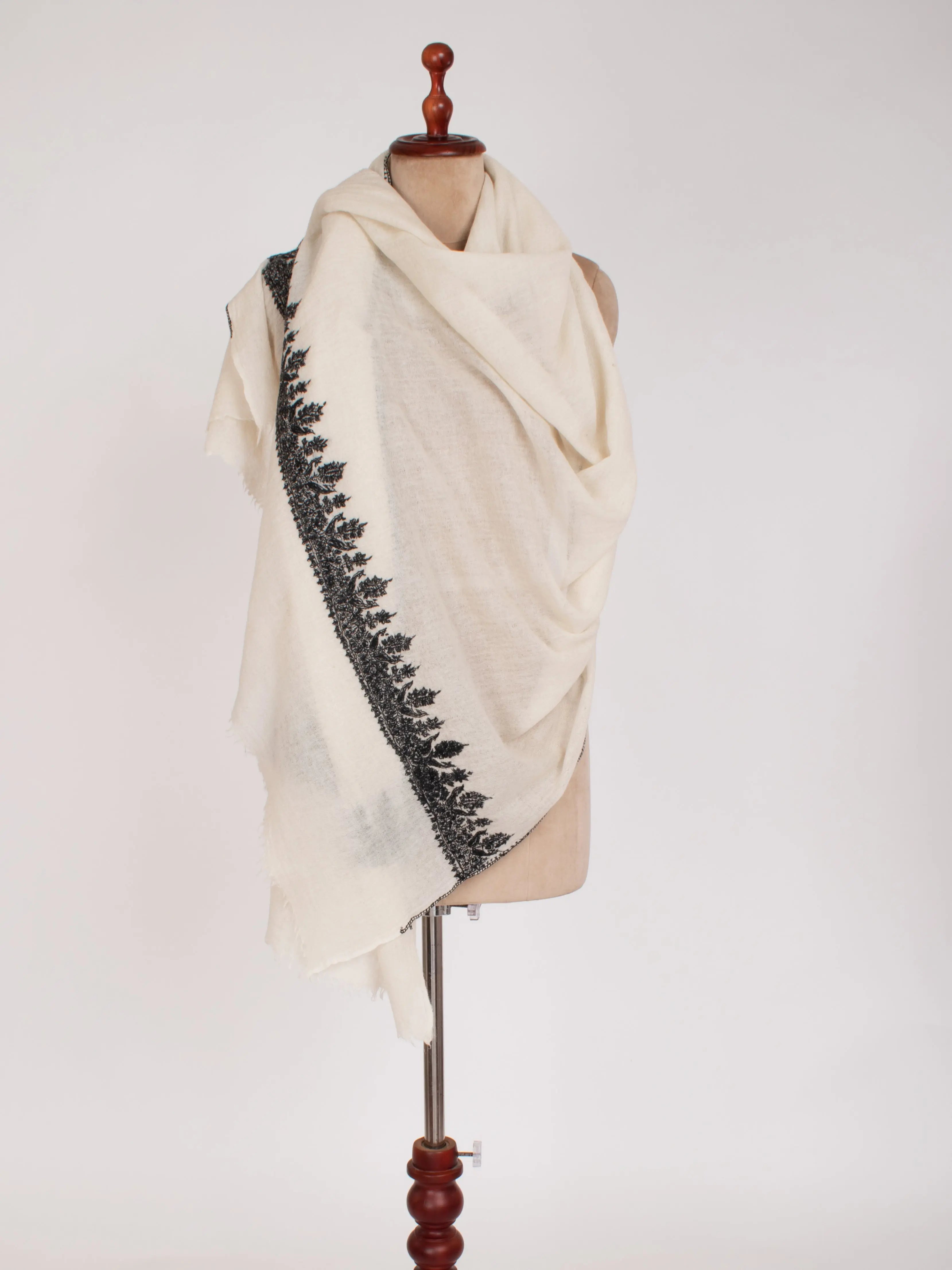 Black and White Kashmiri Embroidered Bulky Wool Shawl Shahkaar