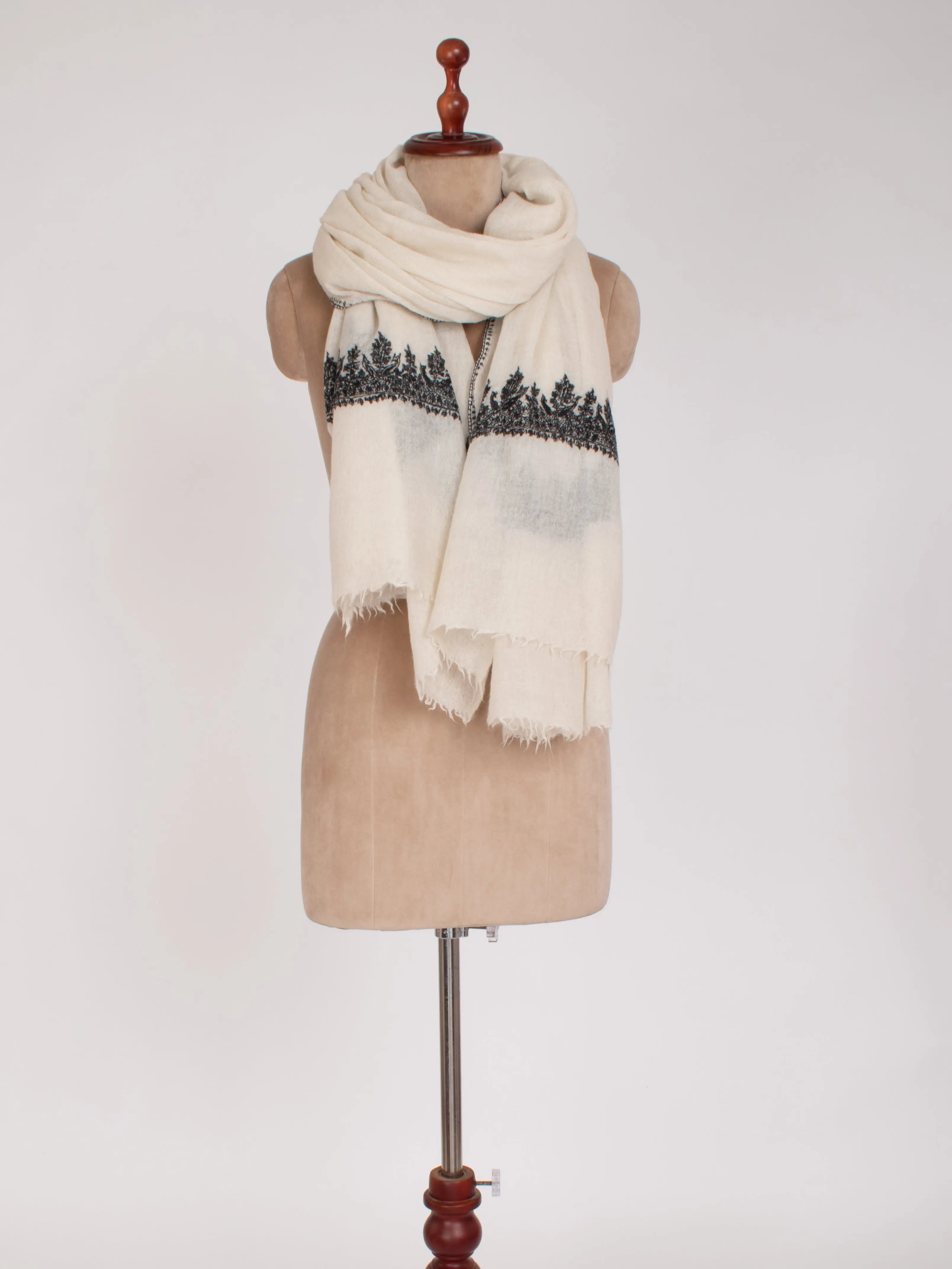 Black and White Kashmiri Embroidered Bulky Wool Shawl Shahkaar