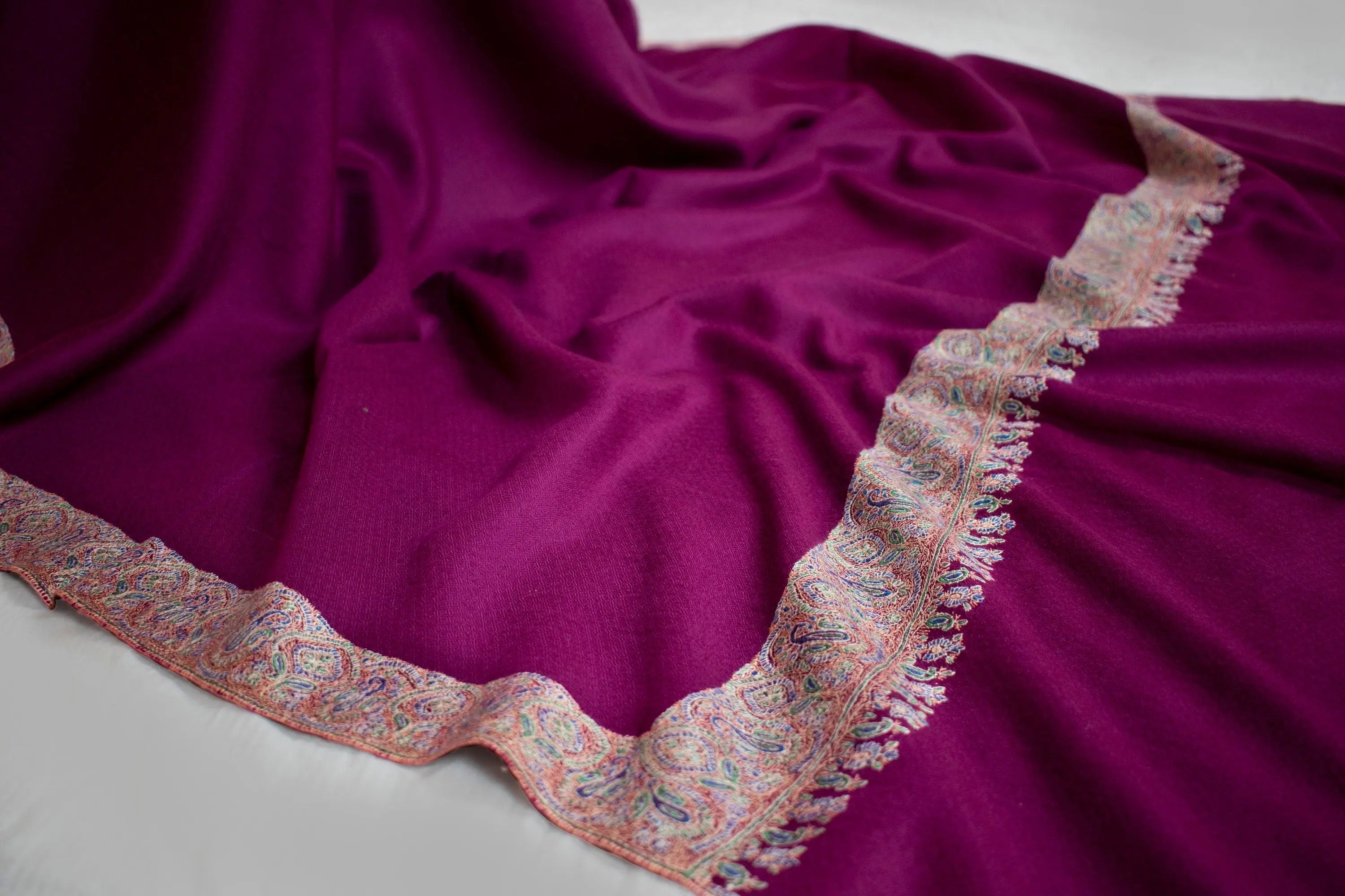 Border Sozni Pure Pashmina/Cashmere Scarf/Shawl, Handwoven on Hand loom & Hand Embroided in Kashmir, Luxury, Masterpiece. Shahkaar