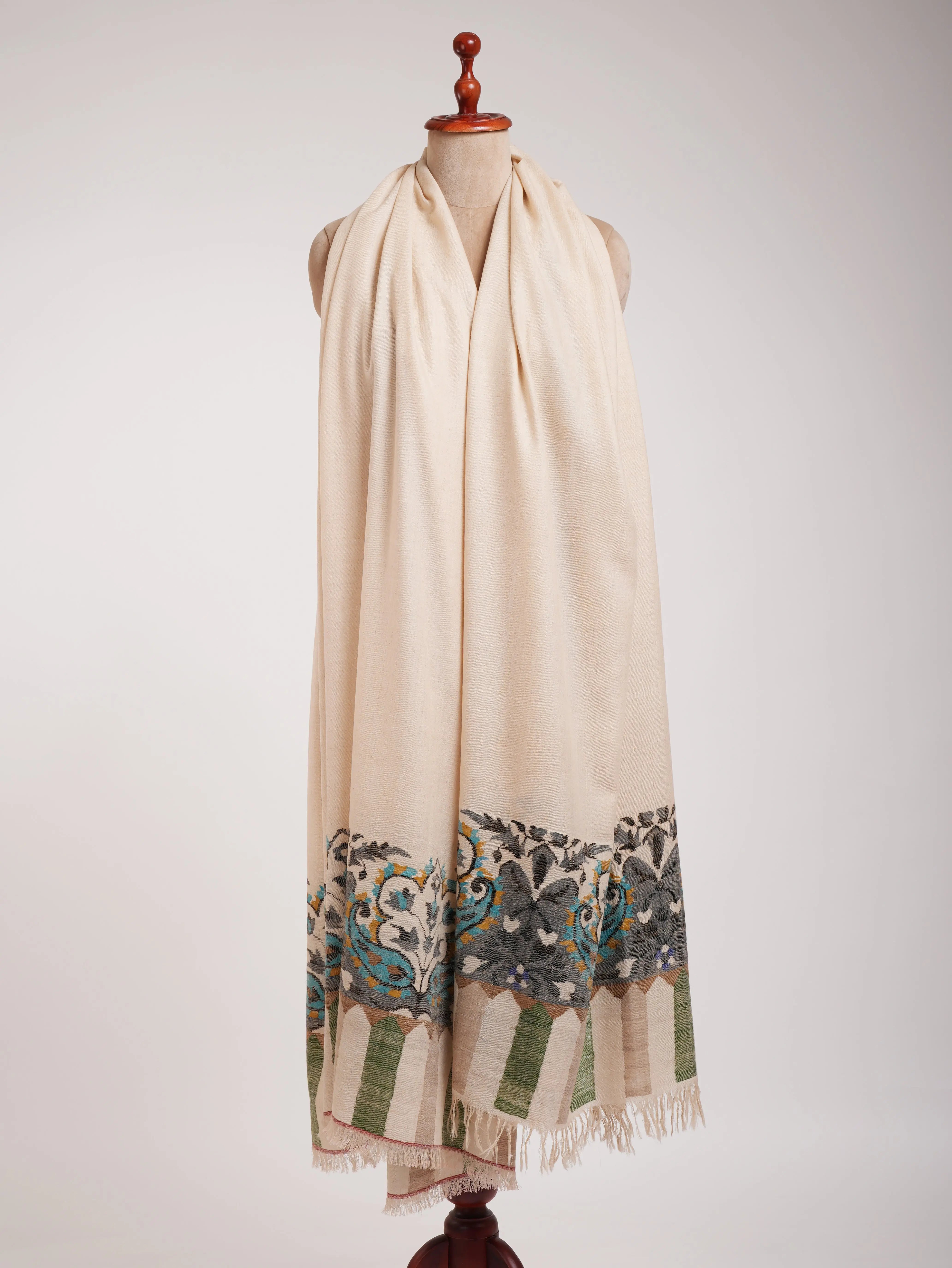 Bulky Oversized Pure Pashmina Kani Wrap Shahkaar
