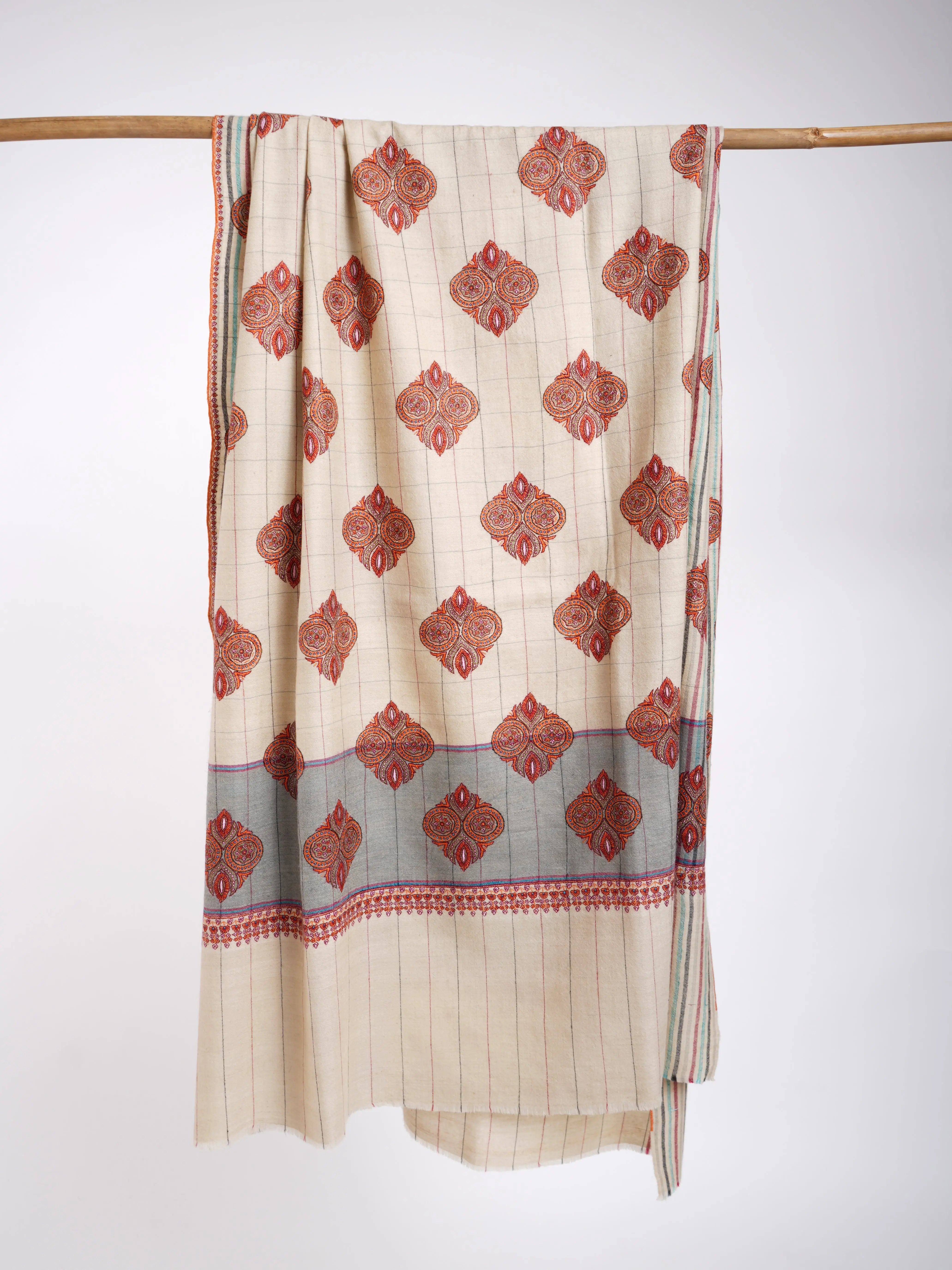 Buteh Embroidered Pure Pashmina Shawl Shahkaar