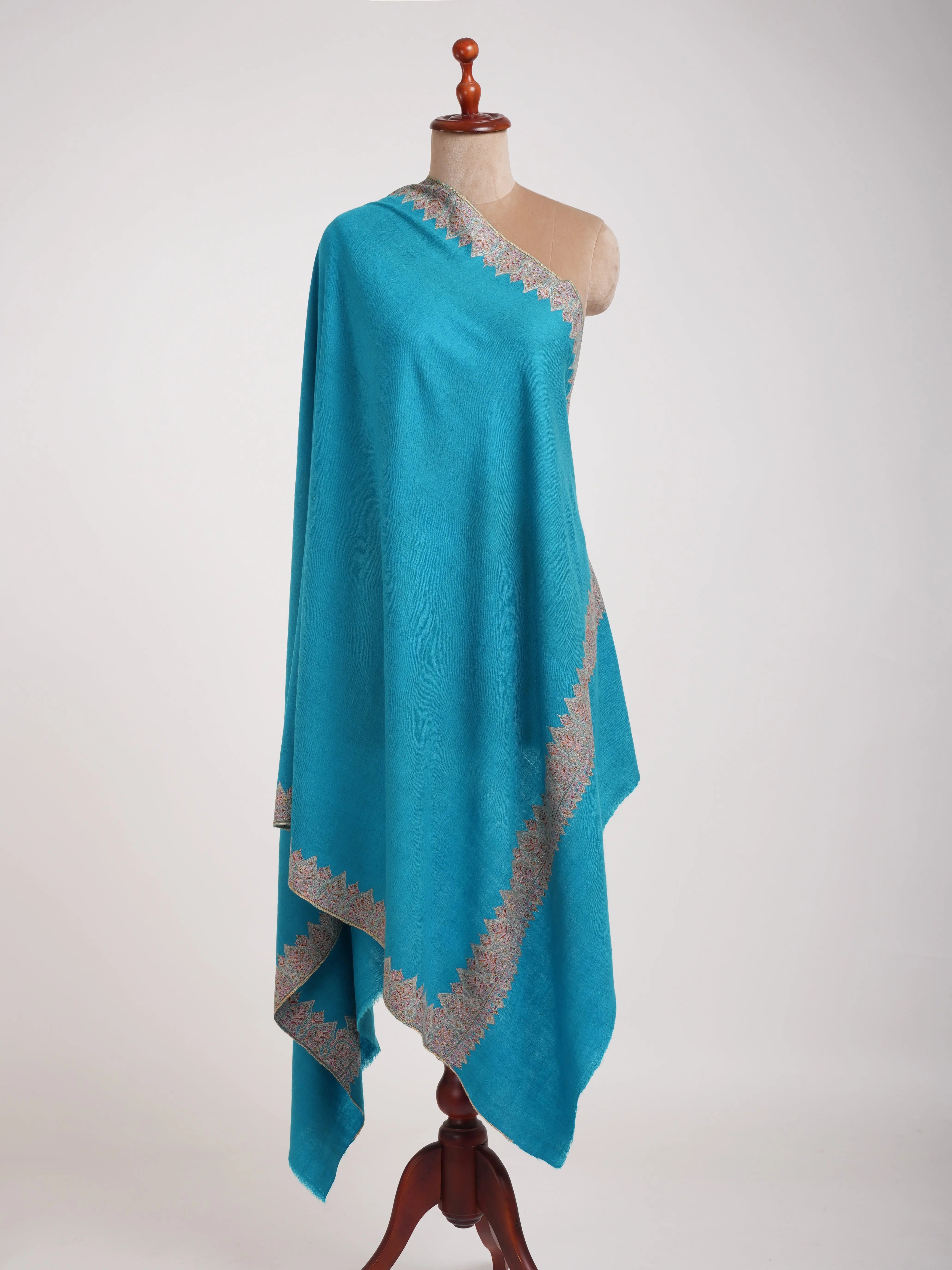 Capri Neemdaur Handstitched Kashmiri Pashmina Shawl Shahkaar