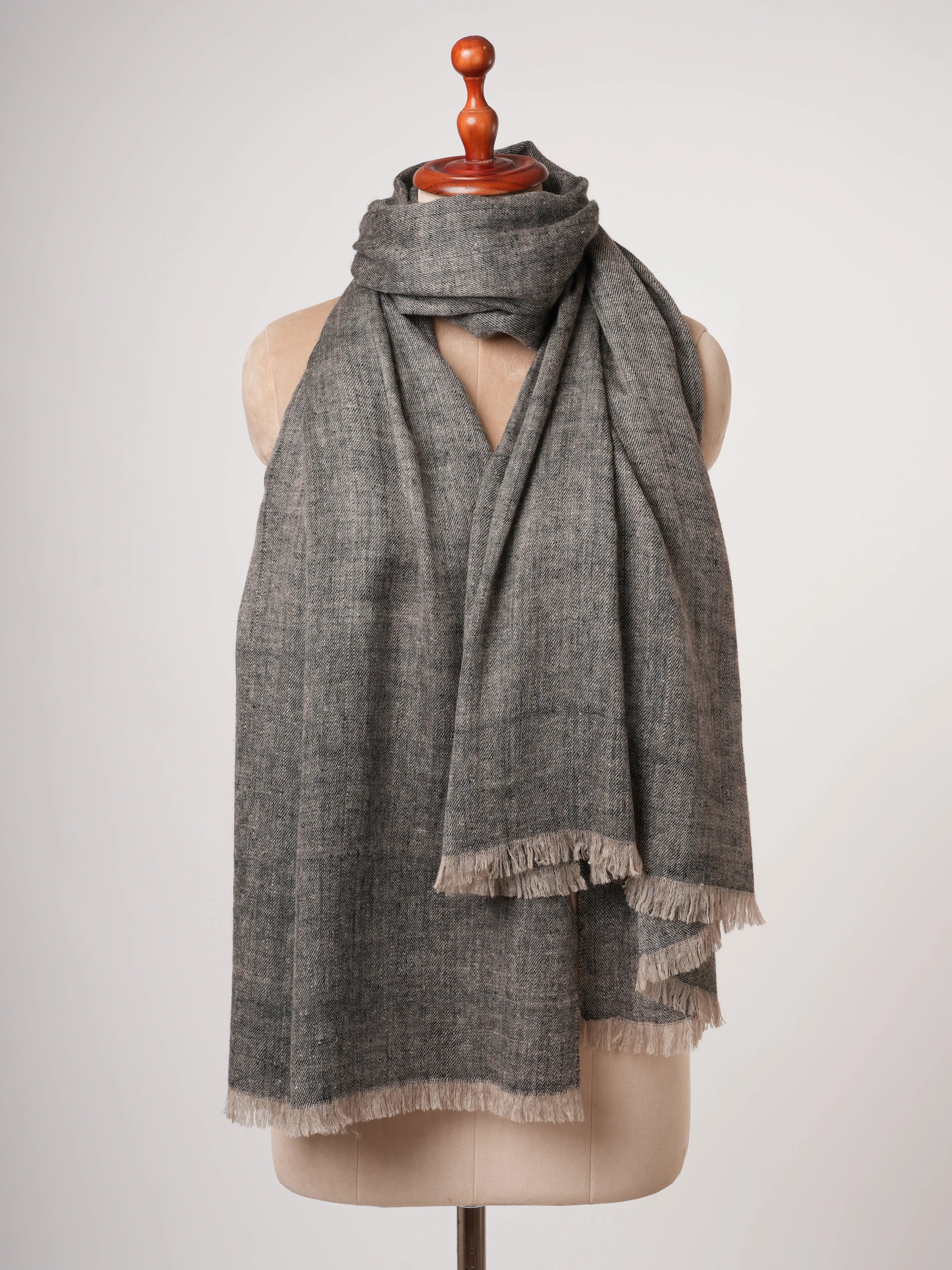 Carbon Black Handwoven Handspun Baby Soft Pashmina Shawl – Pure Luxury Shahkaar