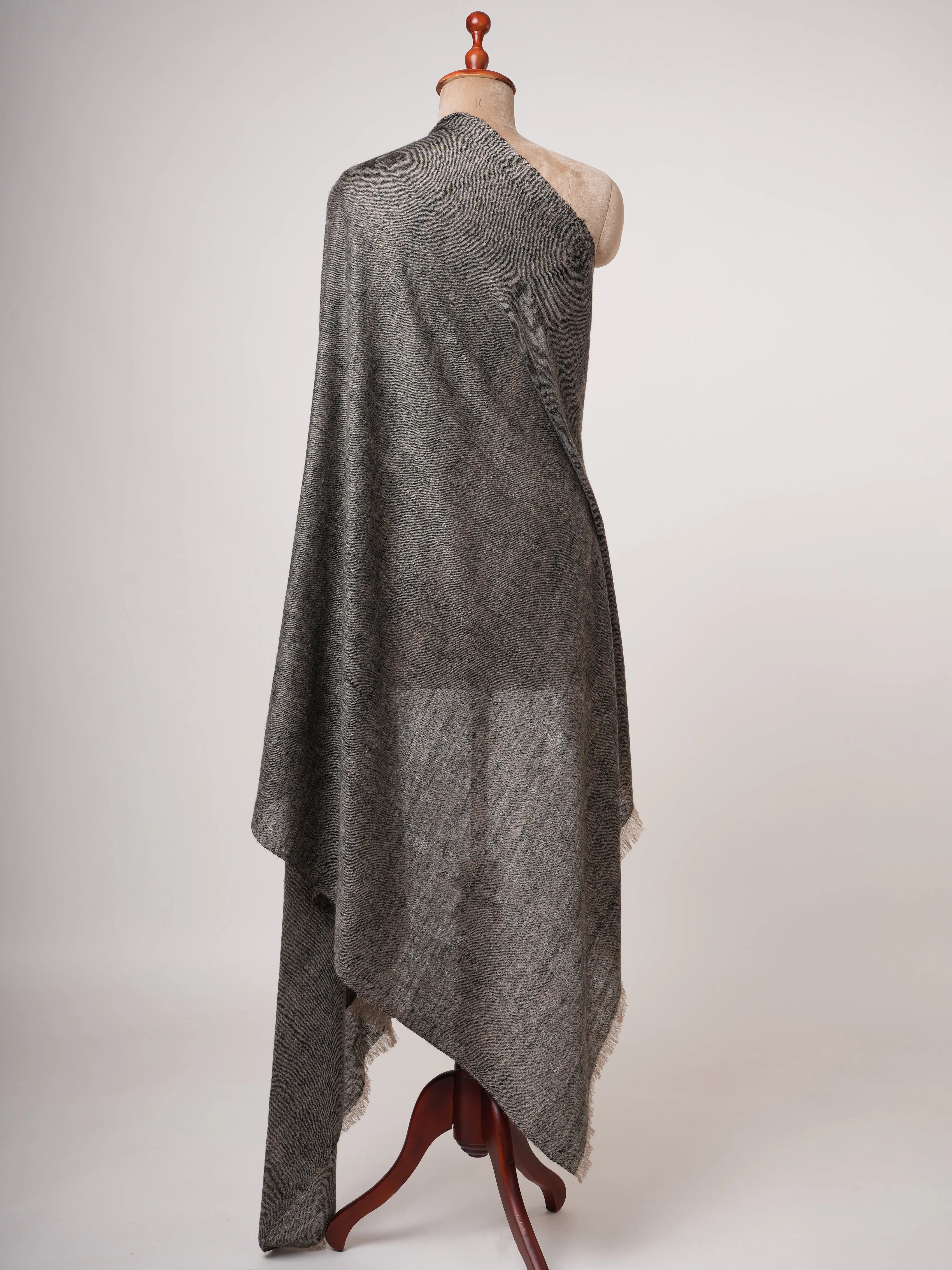 Carbon Black Handwoven Handspun Baby Soft Pashmina Shawl – Pure Luxury Shahkaar