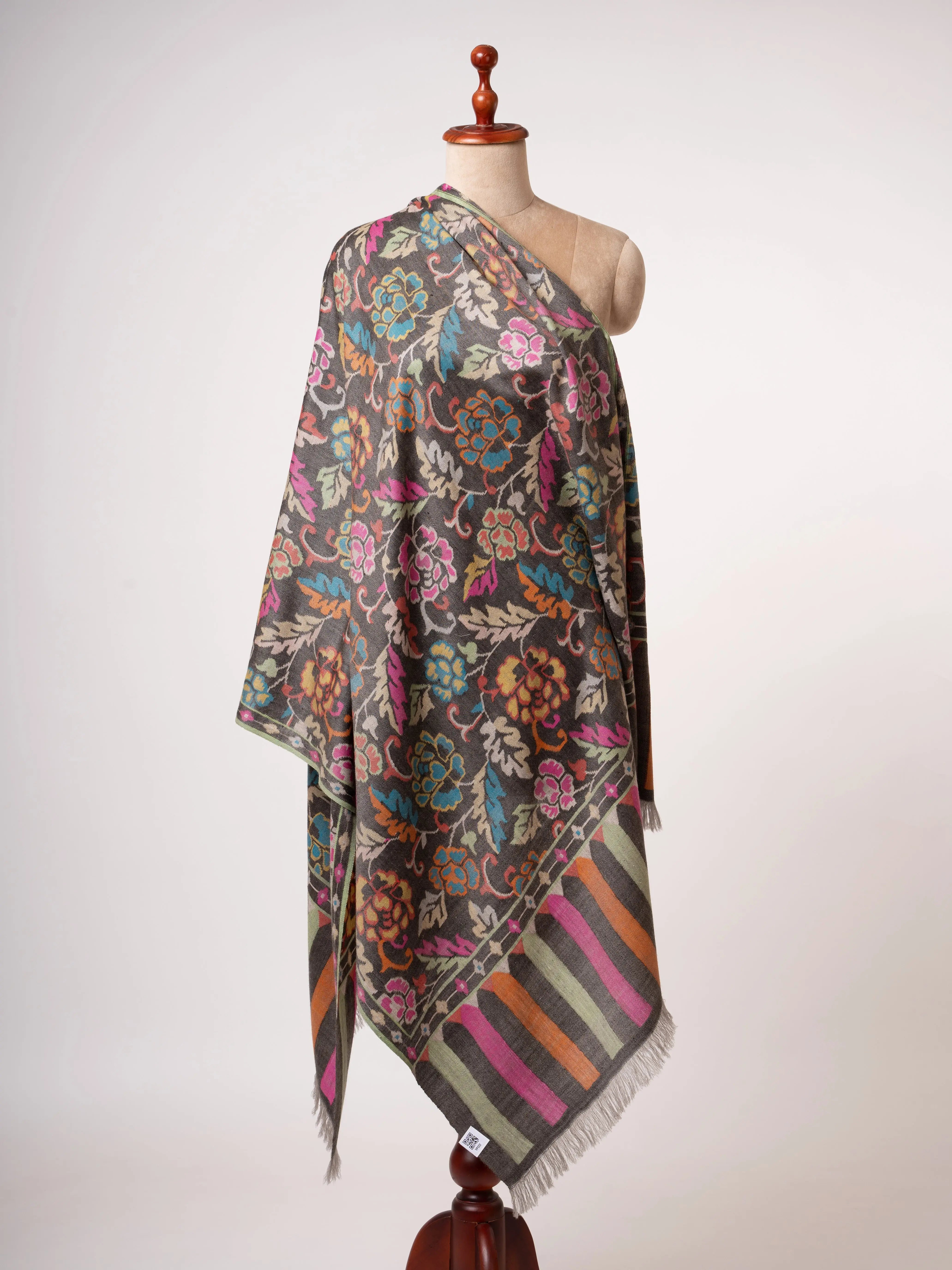 Carbon Black Kani Pashmina Jamavar Shawl Handwoven Heirloom Shahkaar
