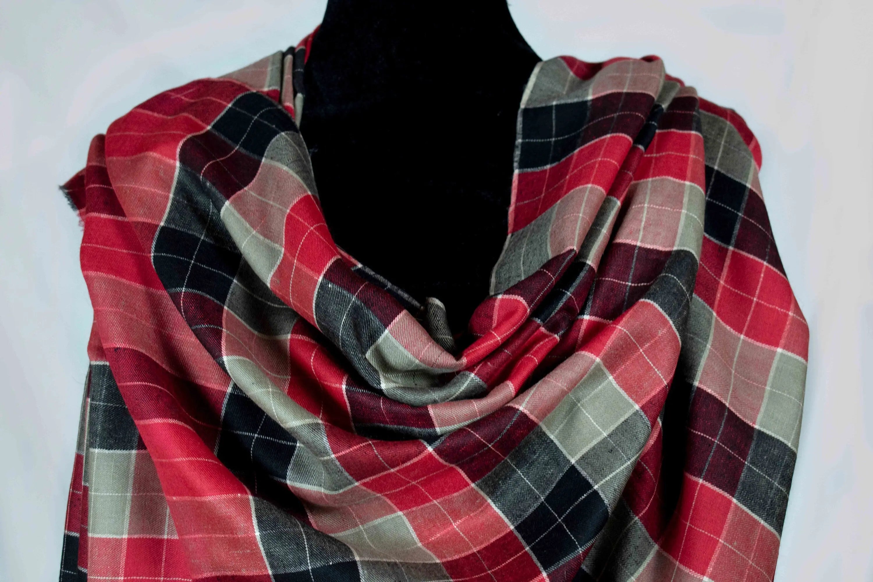 Checkster Pure Pashmina/Cashmere Shawl, Handwoven on Hand loom in Kashmir, Luxury, Masterpiece, Gift, King of Wool, Tight Weave Shahkaar