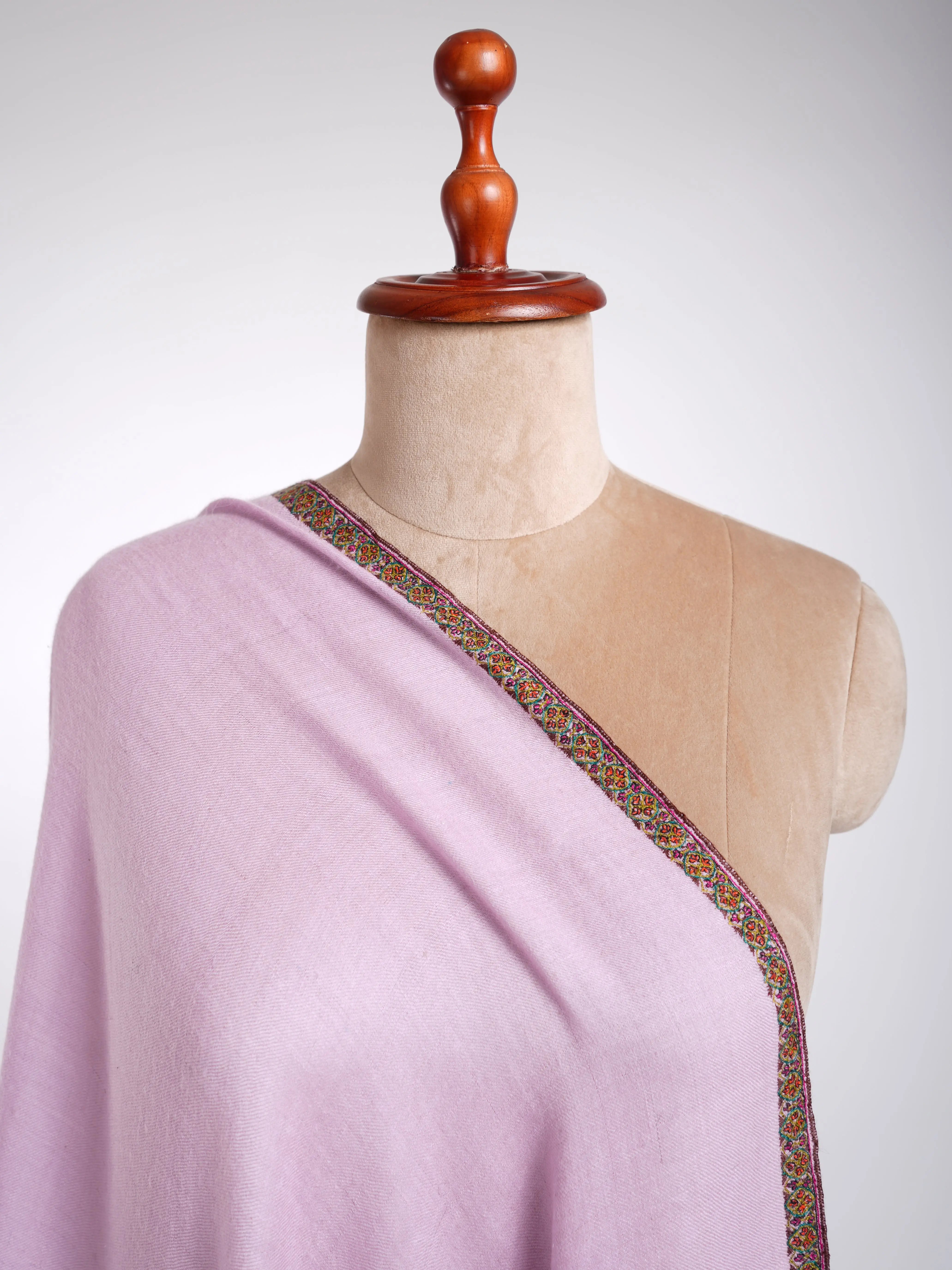 Corner Hashia Sozni Embroidery Pashmina Pastel Lilac Shahkaar