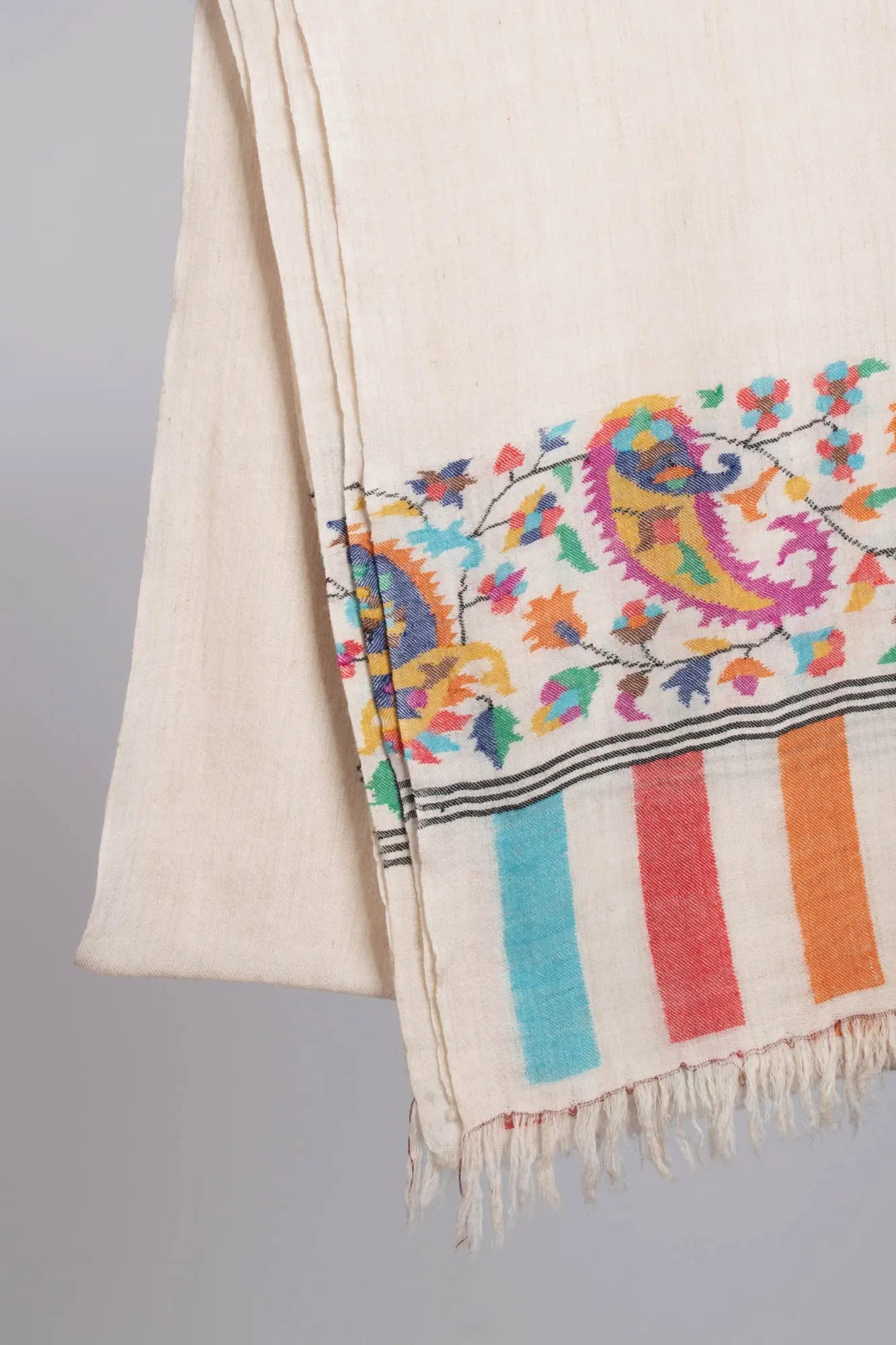 Cream Kashmiri Kani Pashmina Shawl - TUSCALOOSA Shahkaar