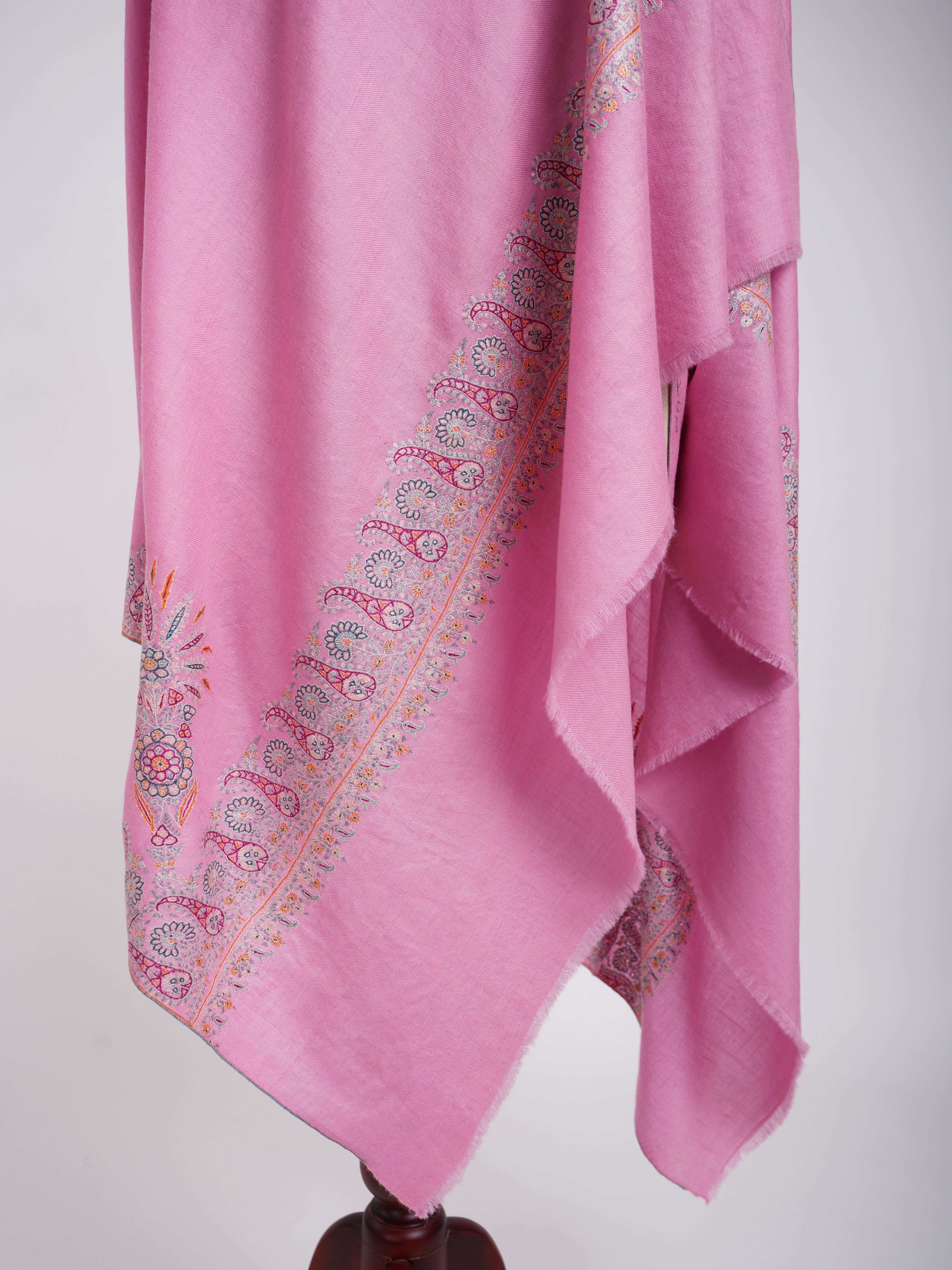 Sozni Daur Dar Pashmina ricamata a mano rosa