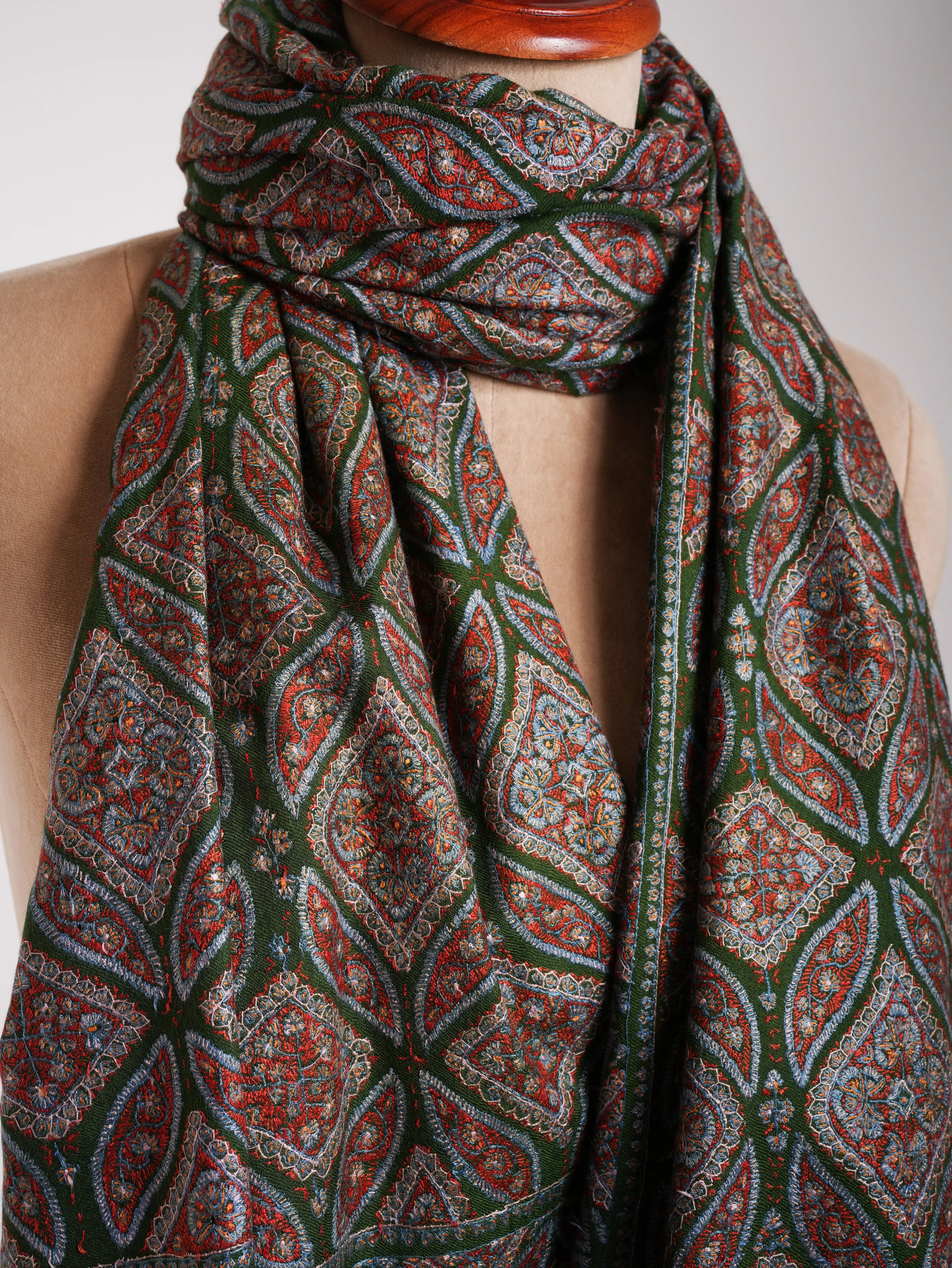 Dark Green Sozni Embroidered Pashmina Jamavar Shawl Shahkaar