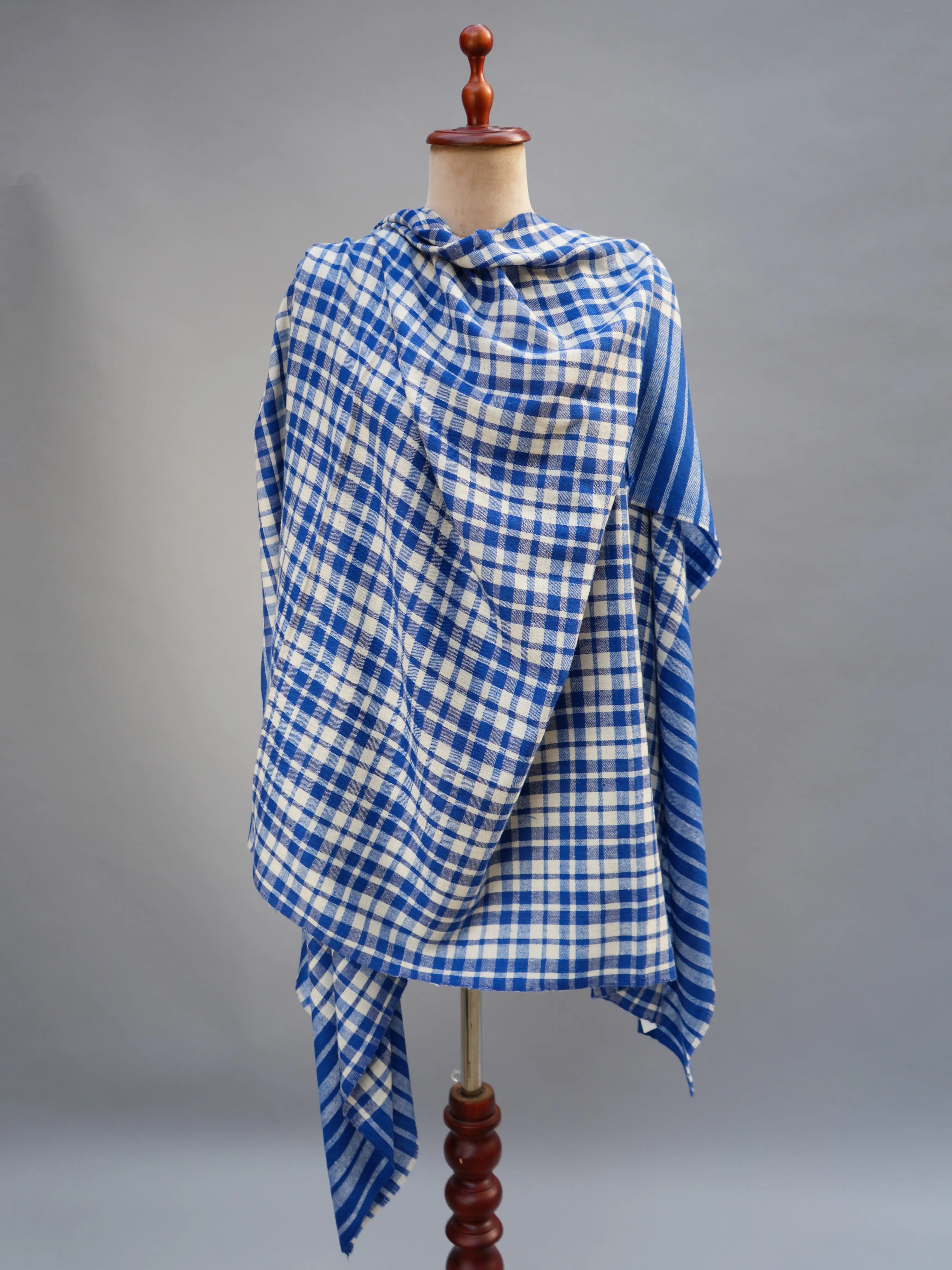 Decent Blue Handwoven Pashmina Shawl Shahkaar