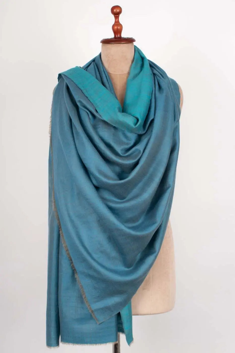 Dreamy Blue Dorukha Cashmere Shawl - KENTAU Shahkaar