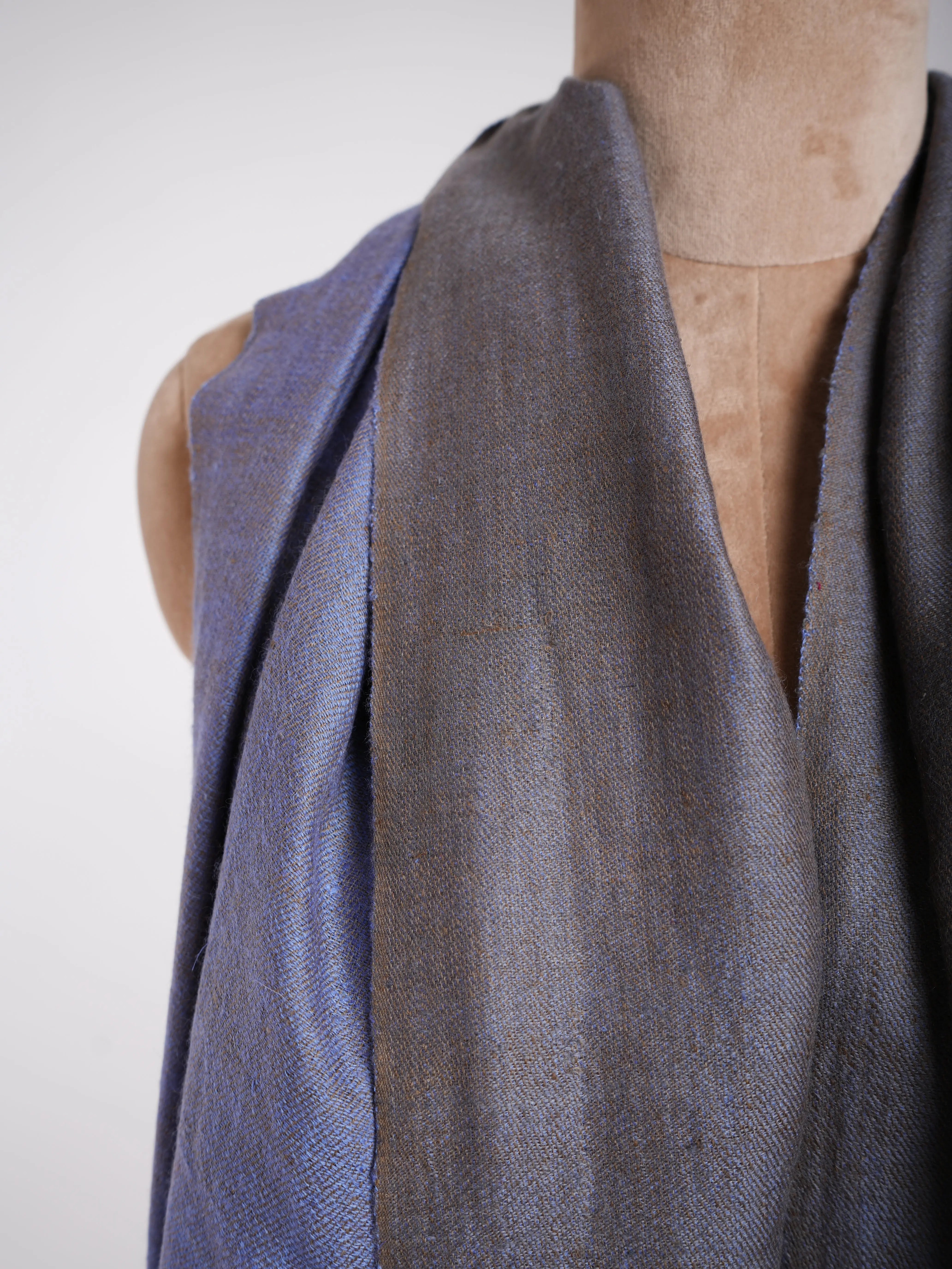 Dual Shade HandSpun Pashmina Shawl Marina Shahkaar