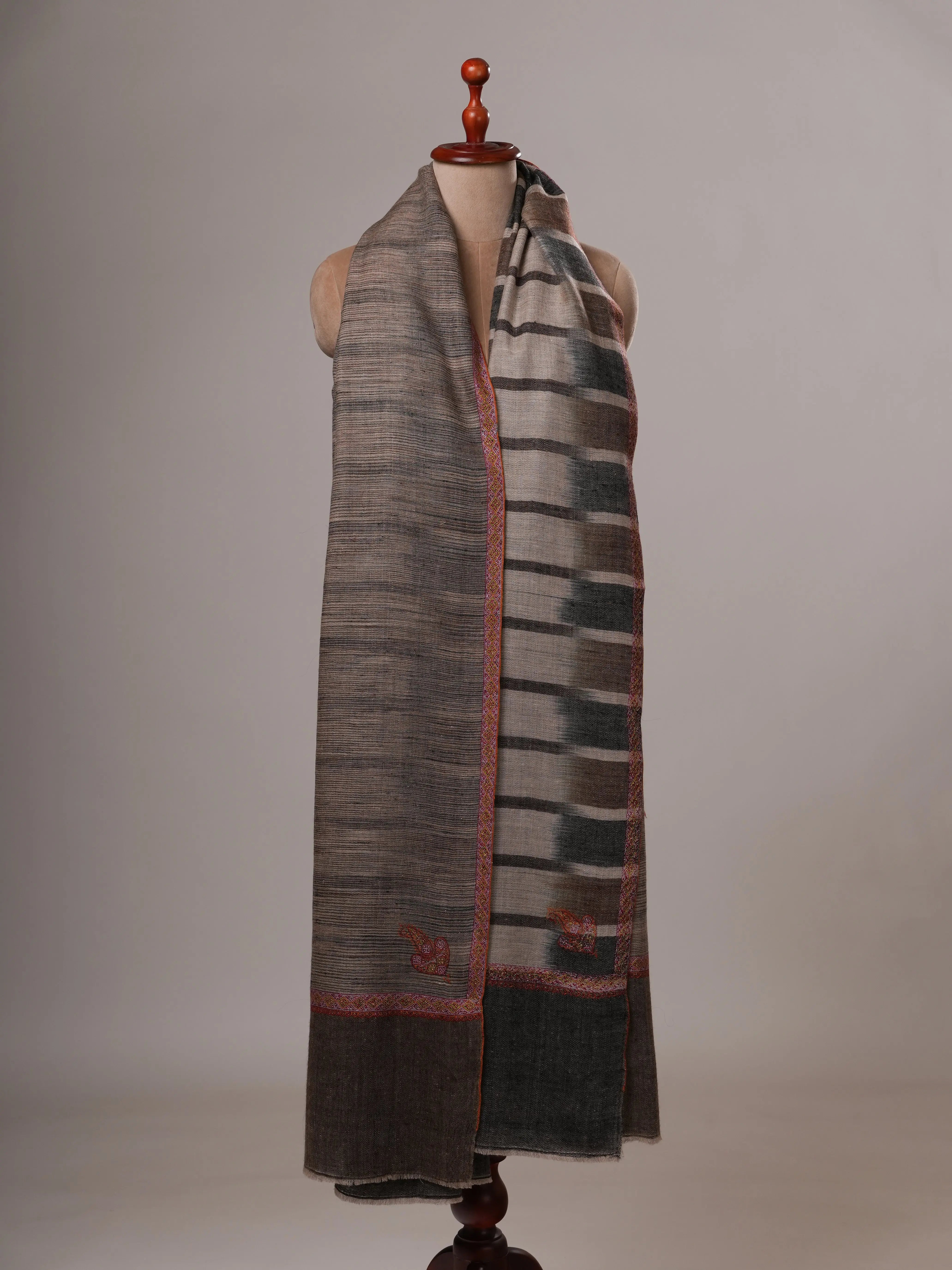 Dual Tone Oversized Handwoven Pashmina Shawl with Hashia Hand Embroidery Shahkaar