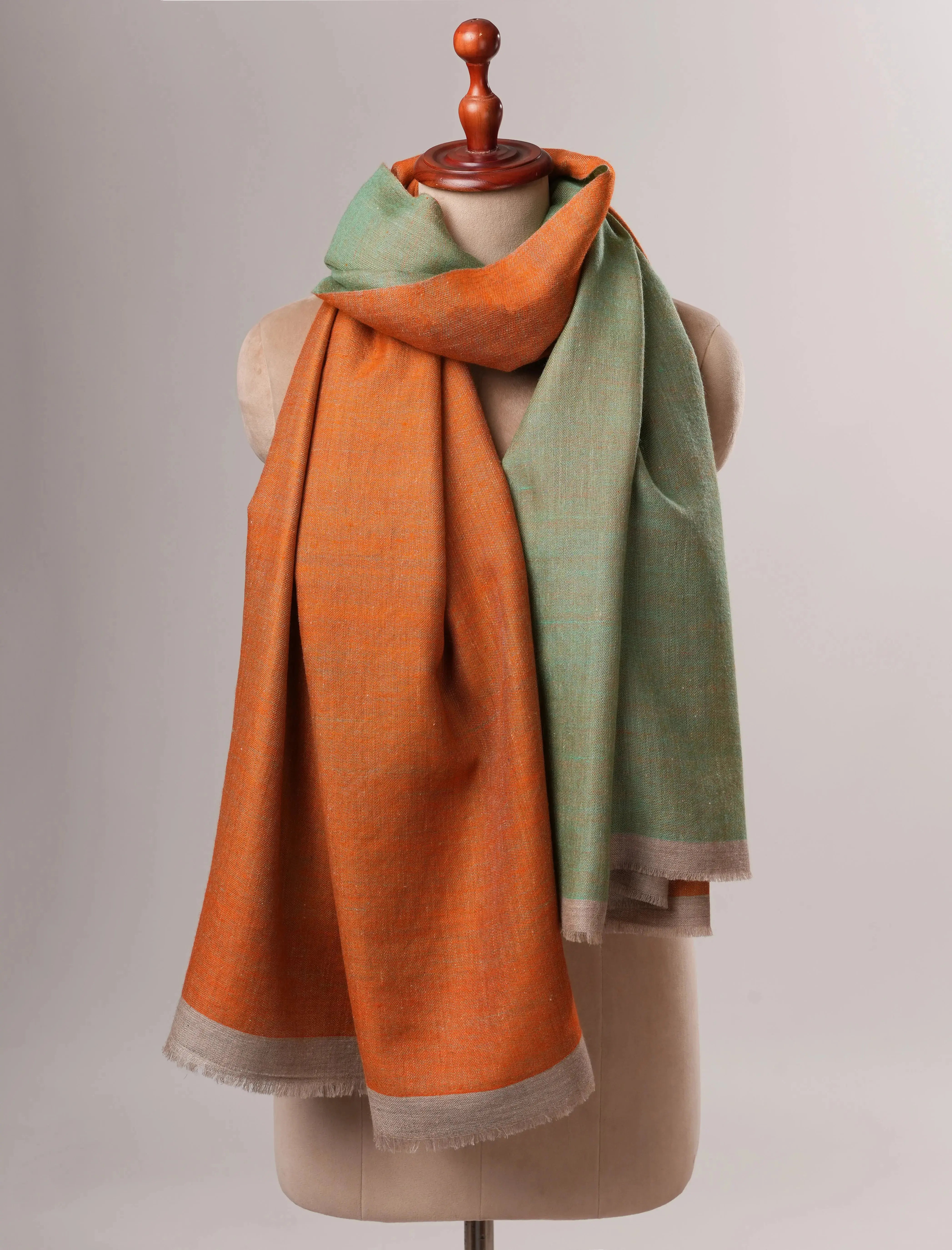 Featherlight Dual Tone Handwoven Pashmina Shawl Shahkaar