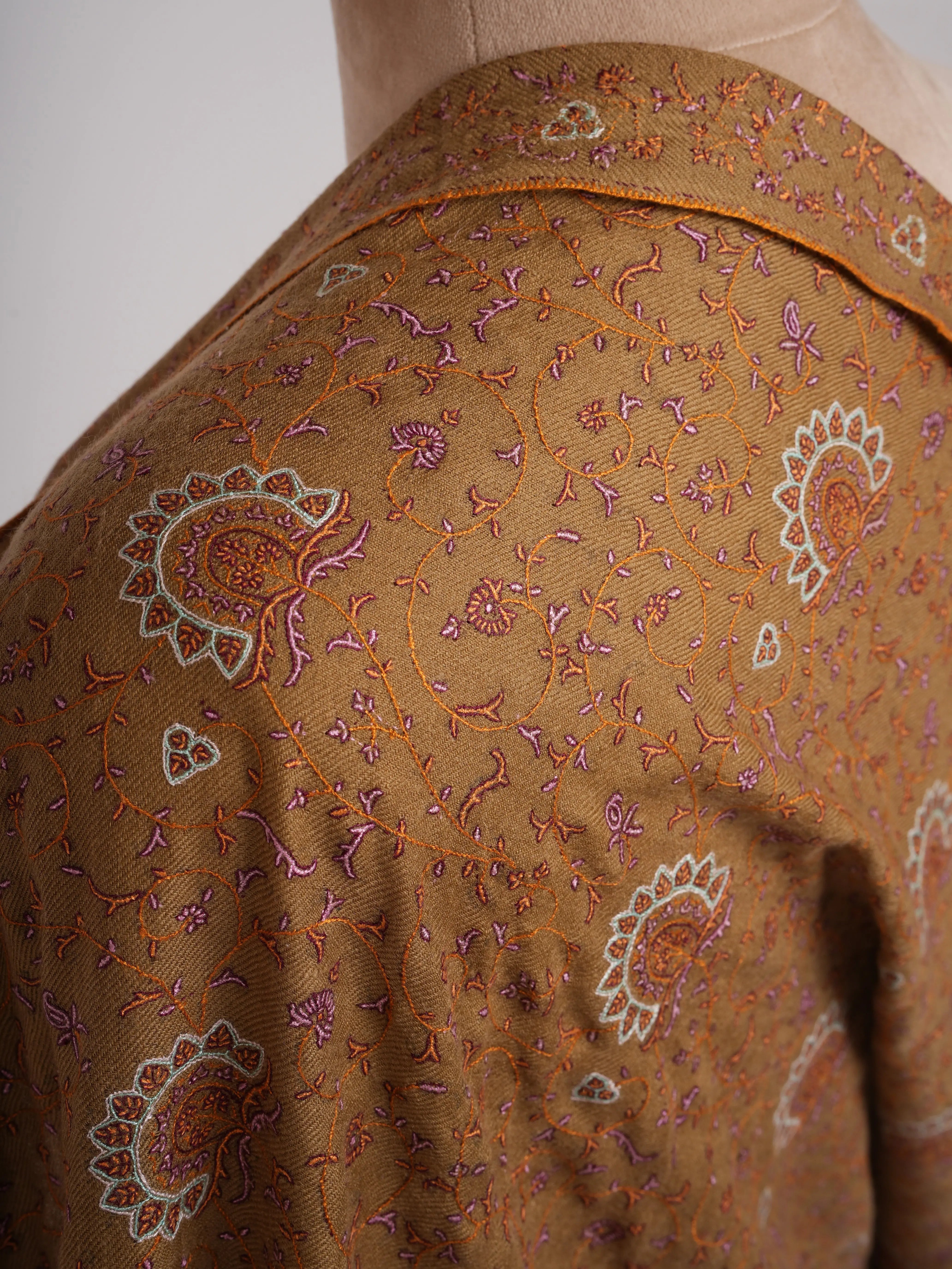 Fine Sozni Embroidered Authentic Pashmina Shawl Shahkaar
