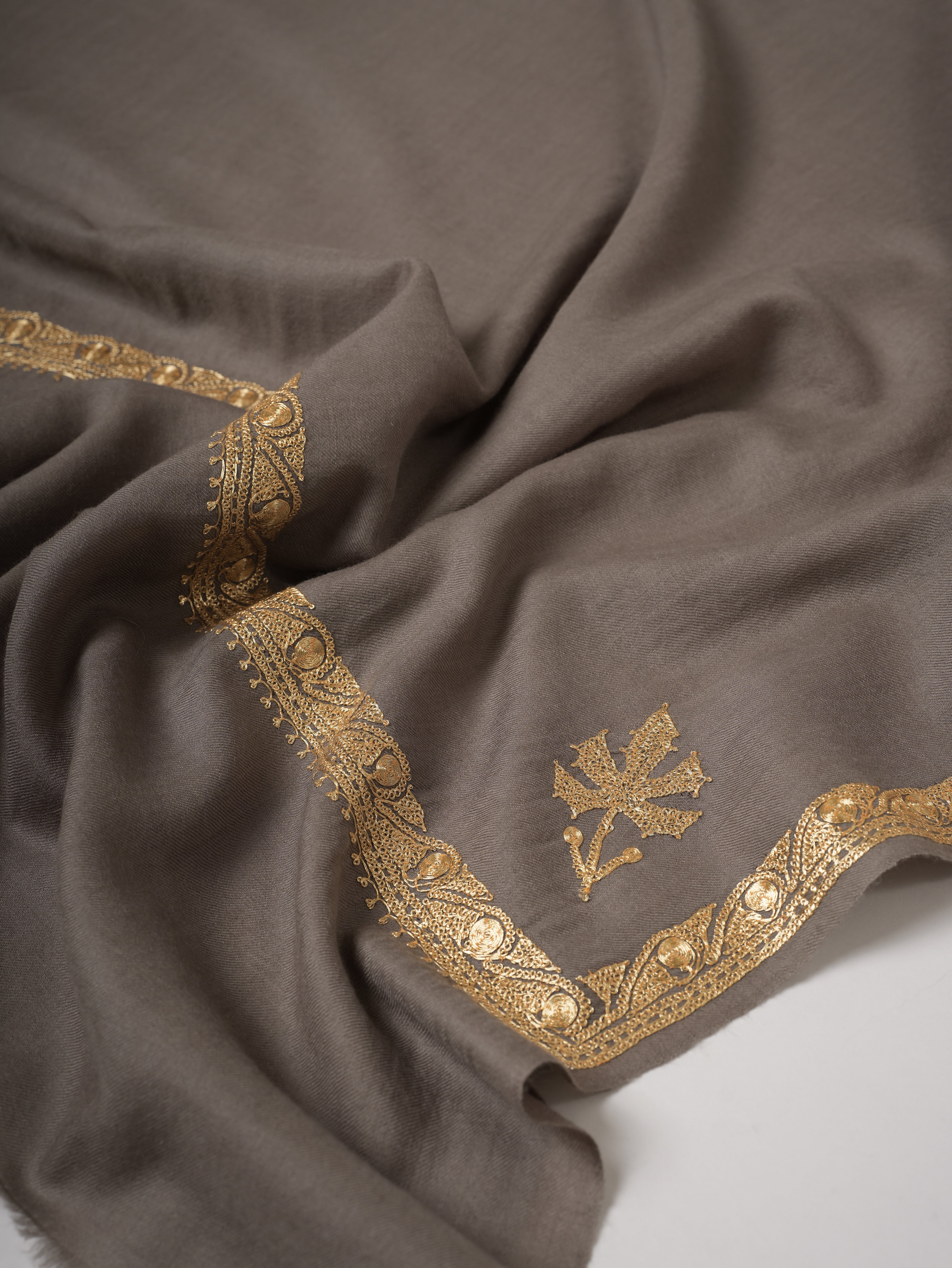 Fine Wool Grey Shawl with Hashia Hand Tilla Embroidery Shahkaar