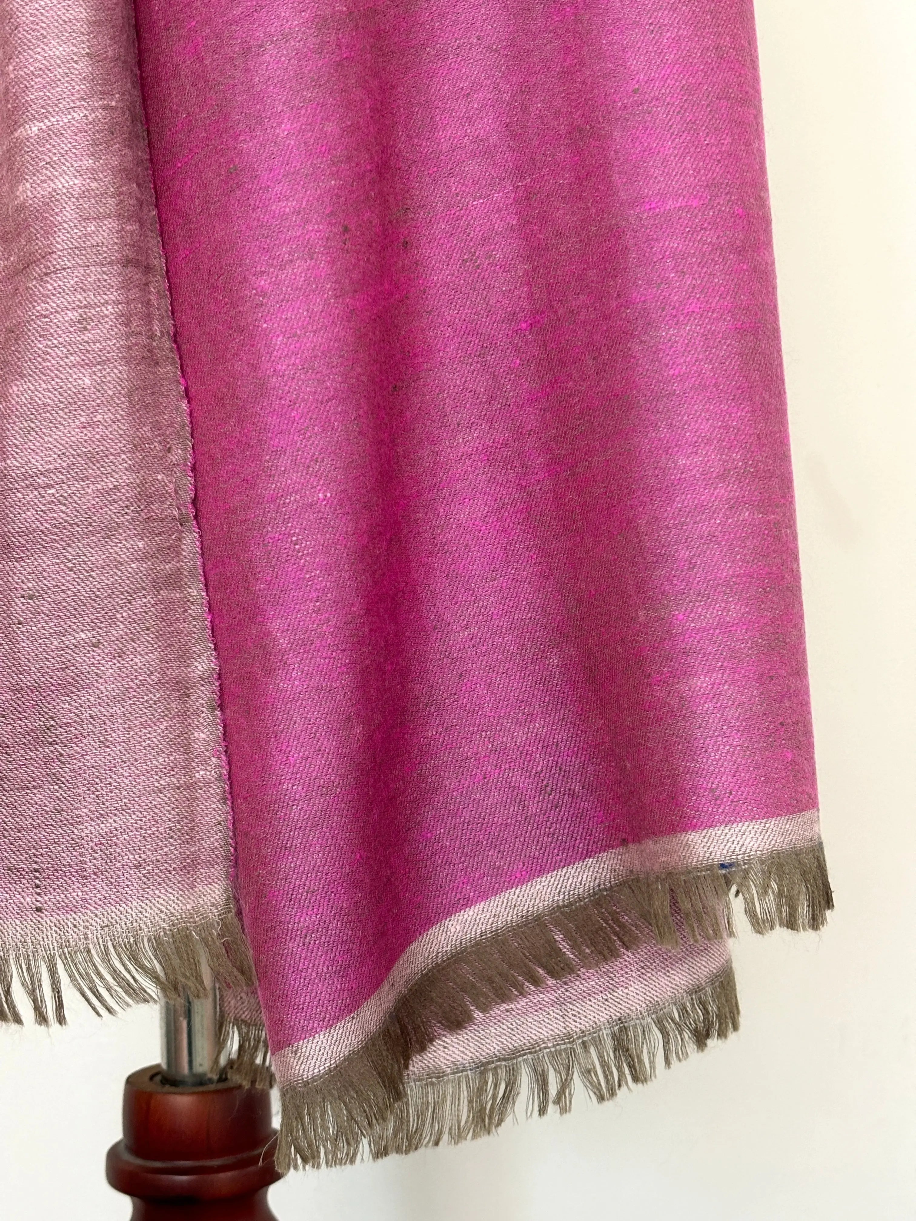 Fuchsia and Ivory Dorukha Kashmiri Pashmina Handloom Shawl Shahkaar