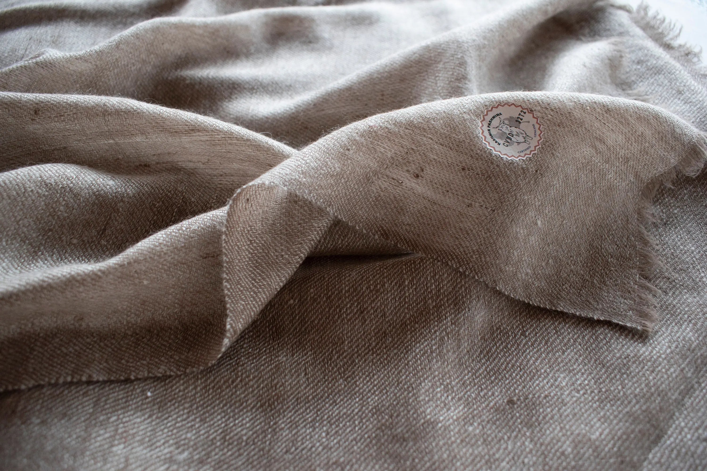 GI Certified Pashmina Cashmere Wrap Shawl | Hand Spun & Handwoven on Loom | Authentic Kashmiri Cashmere | Luxury Pashmina Shawl | Shahkaar Shahkaar