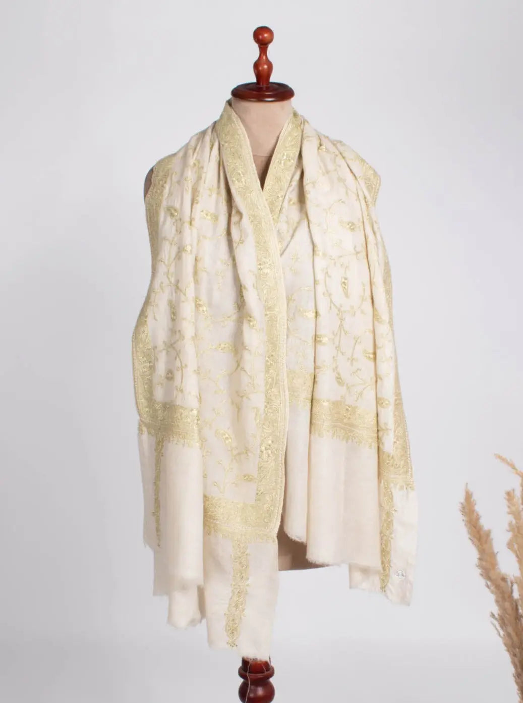 Gi Certified Hand Spun Tilla Embroidered Shawl - WAILUKU Shahkaar