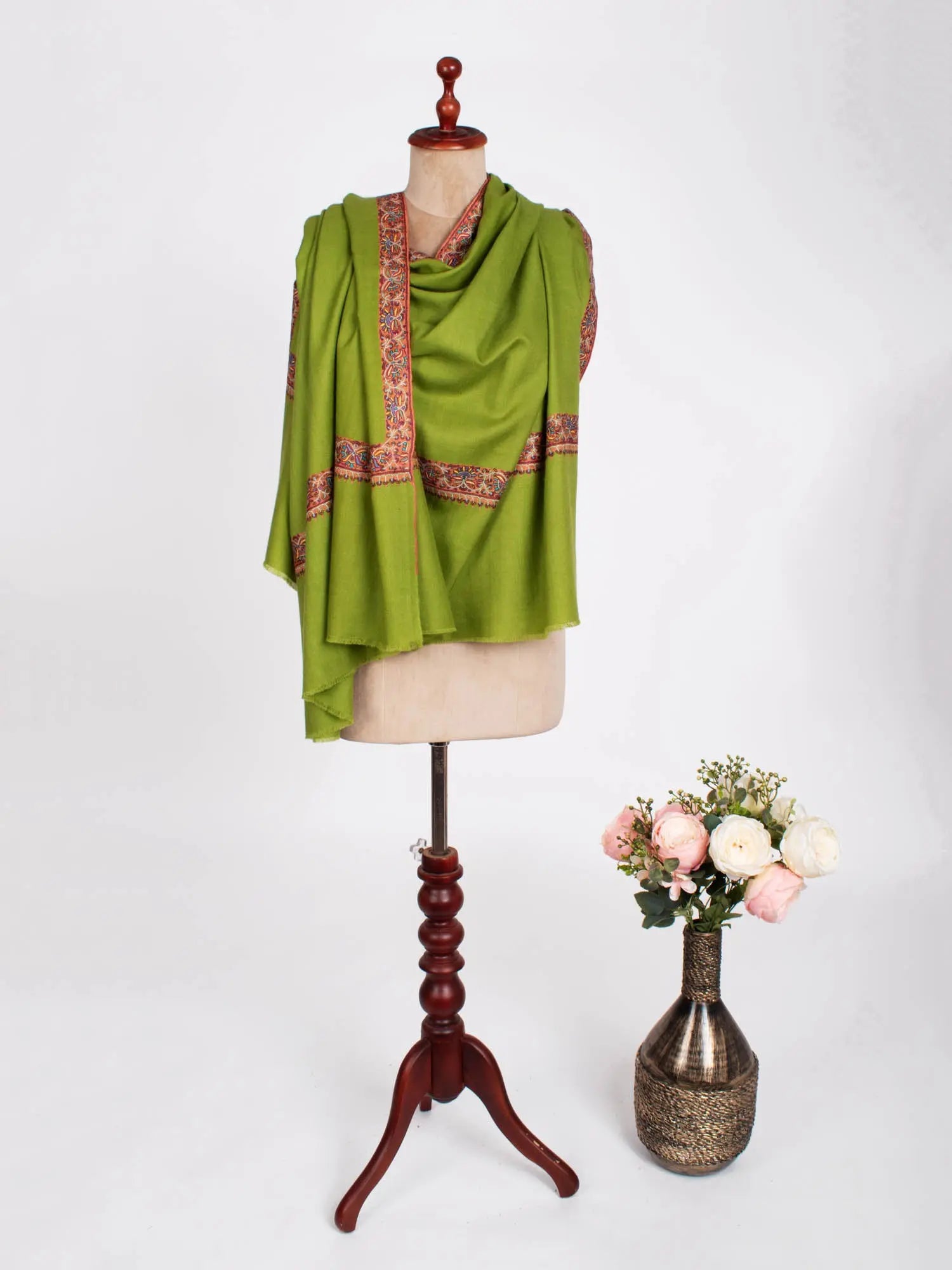 Green Sozni Embroidered Pashmina Shawl Shahkaar