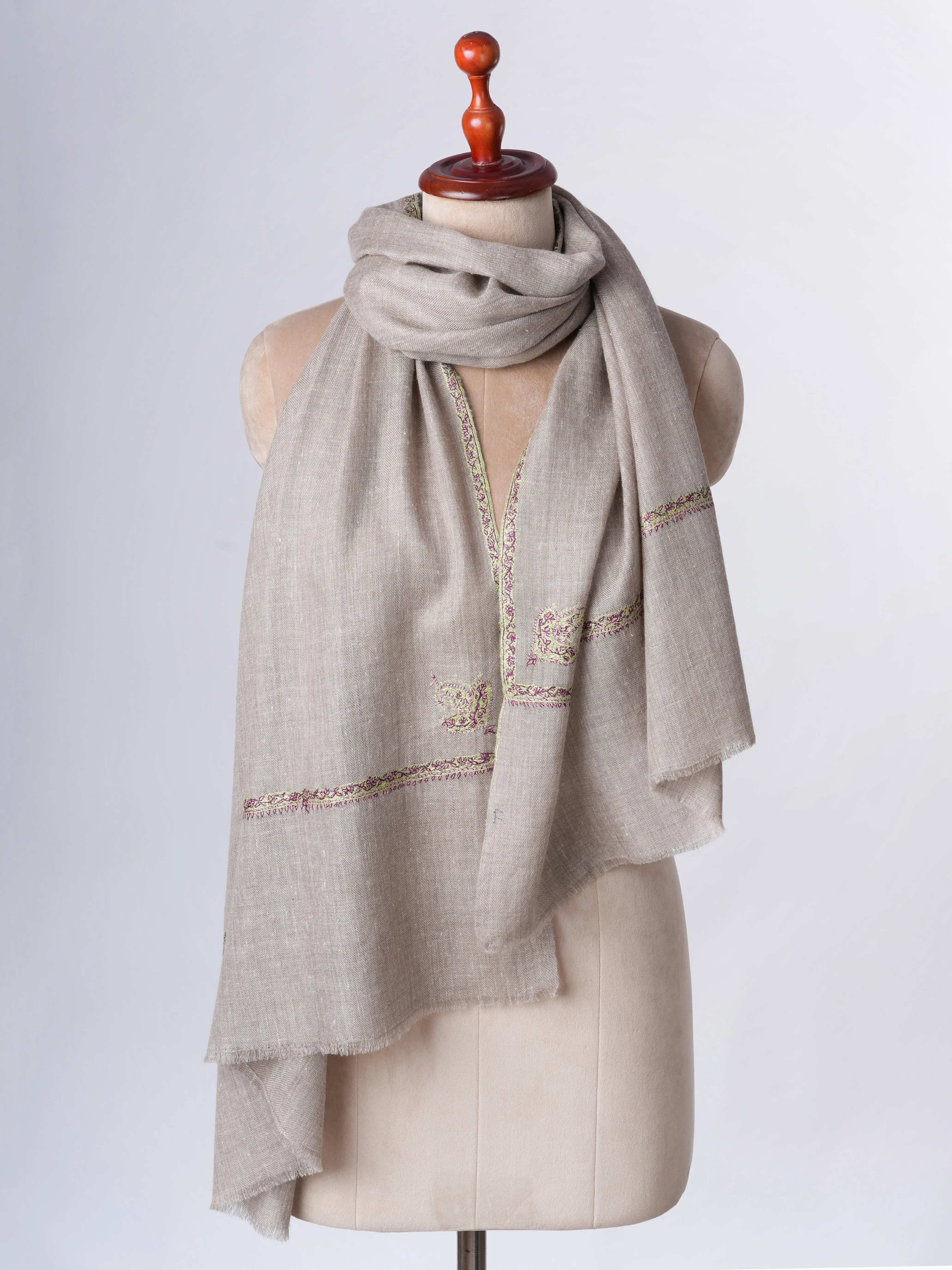 Grey Baby Soft Cashmere Scarf with Bail Embroidery – Handloomed Shahkaar