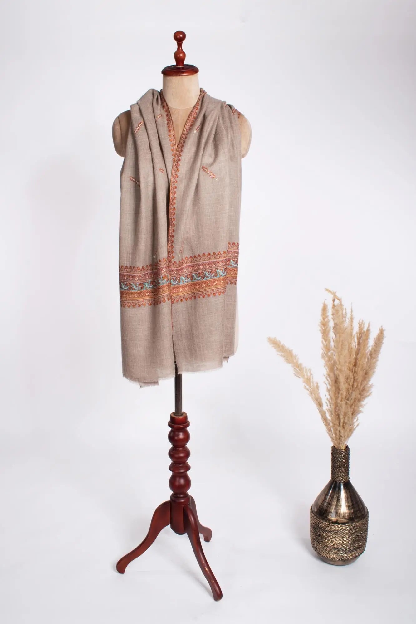 Grey Fine Hand Embroidered Cashmere Scarf - GREENVILLE Shahkaar