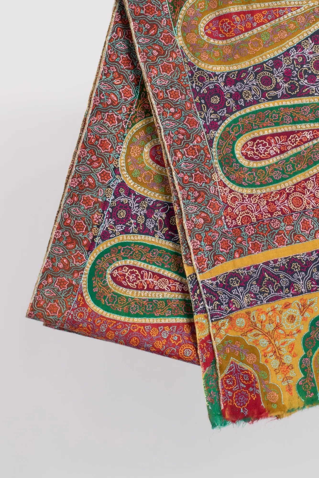 Hand Embroidered Kashmiri Pashmina Shawl - PALI Shahkaar