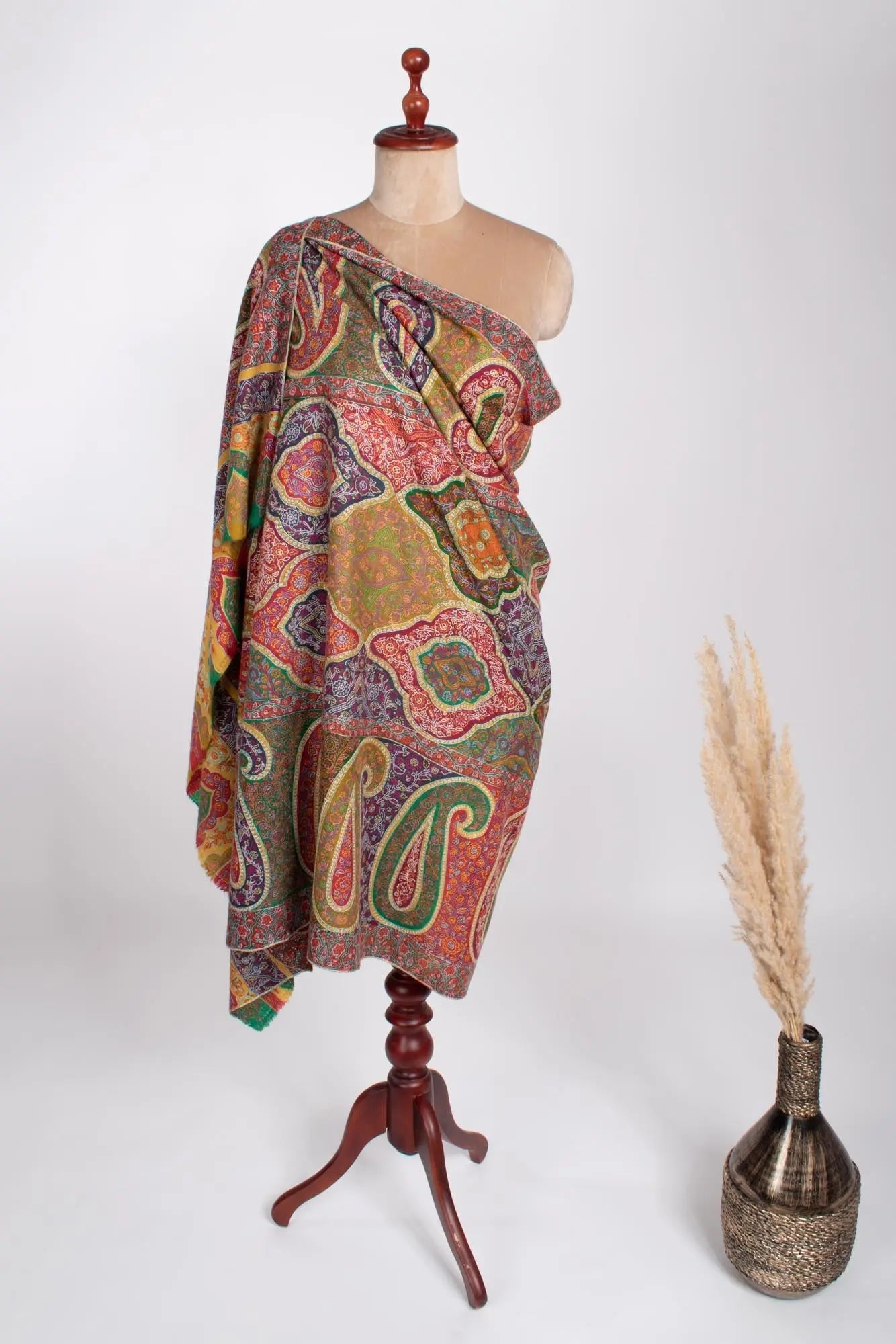 Hand Embroidered Kashmiri Pashmina Shawl - PALI Shahkaar