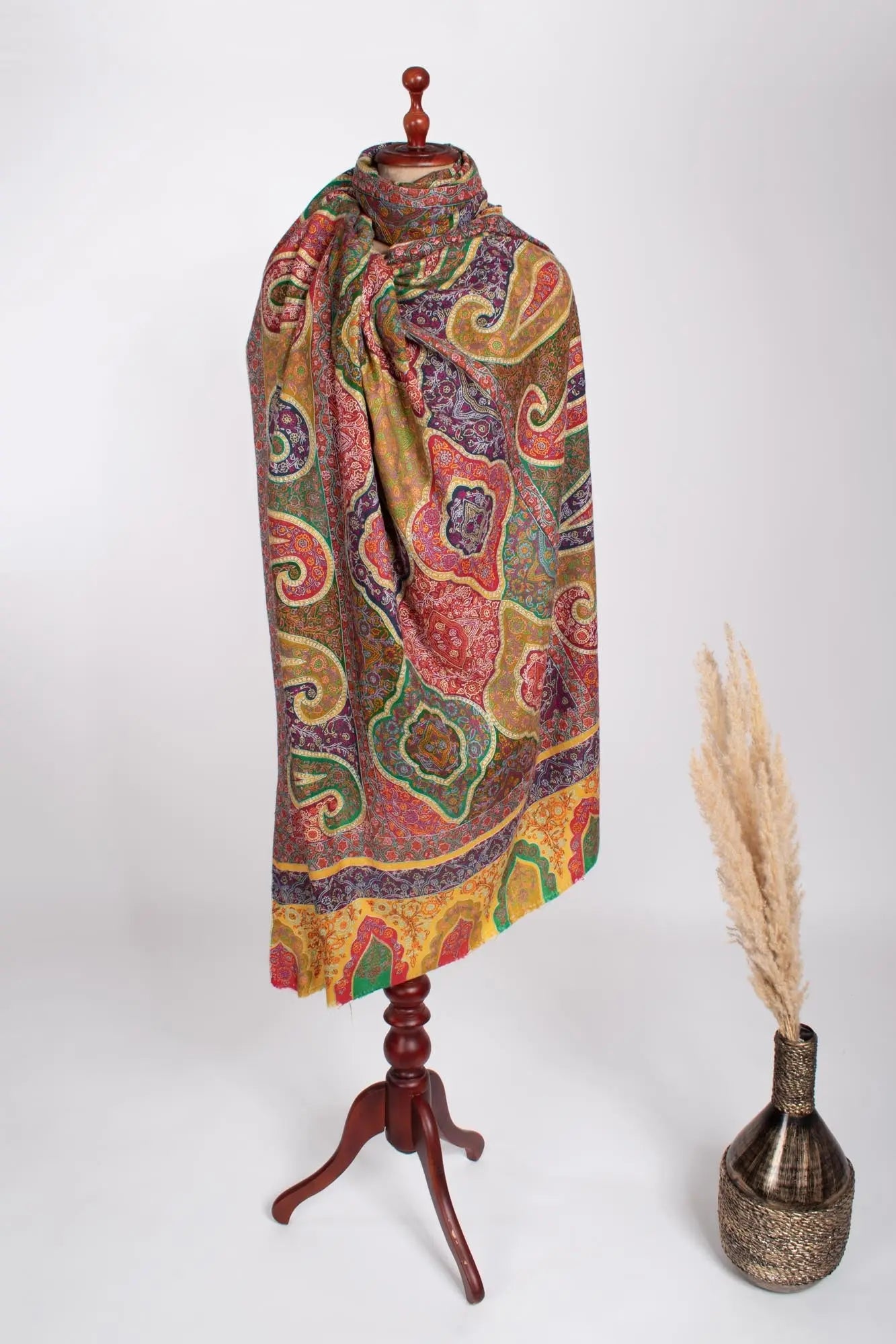 Hand Embroidered Kashmiri Pashmina Shawl - PALI Shahkaar
