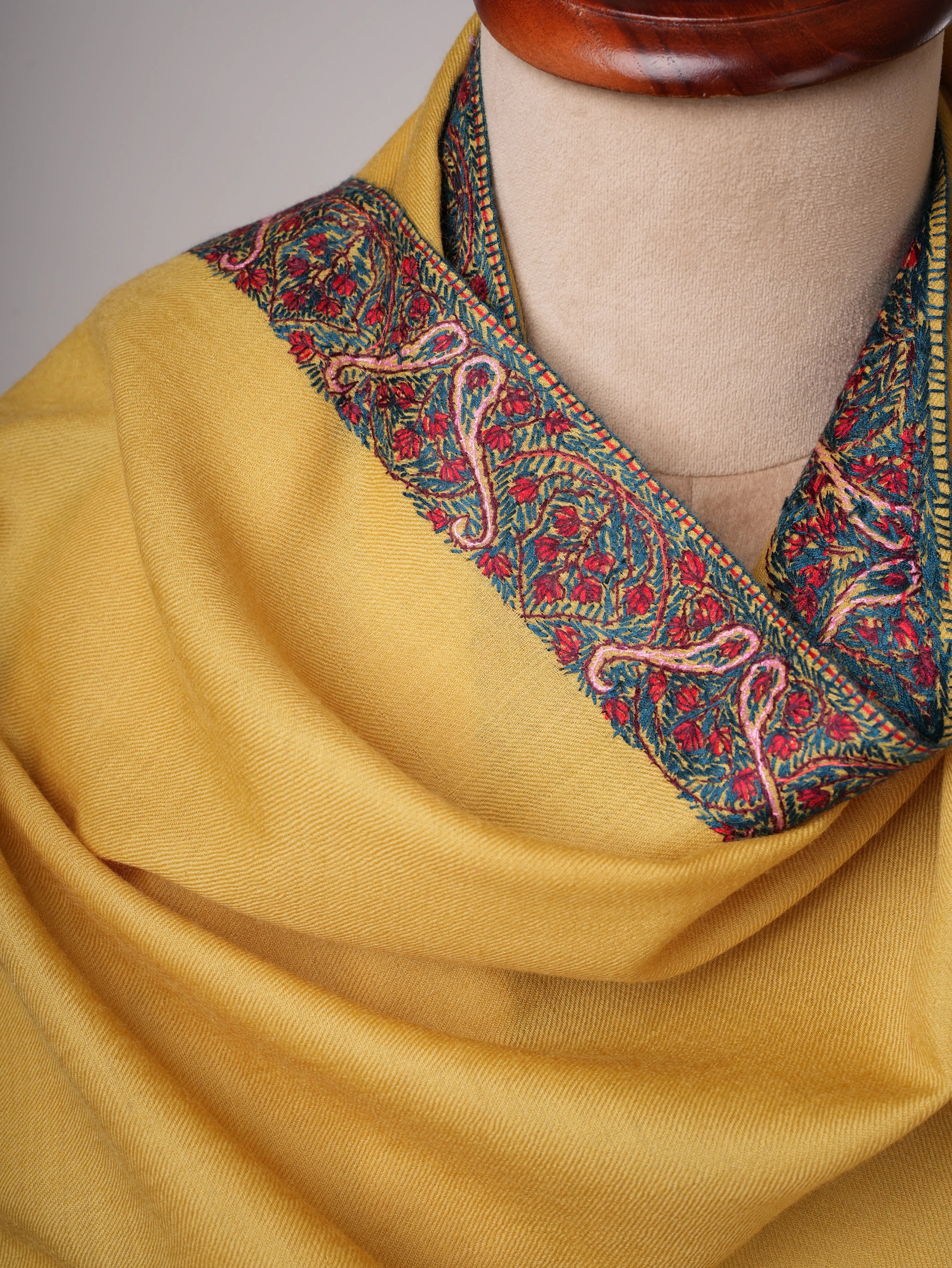 Hand Embroidered Kashmiri Shawl with Neemdaur Motif in Fine Wool Shahkaar